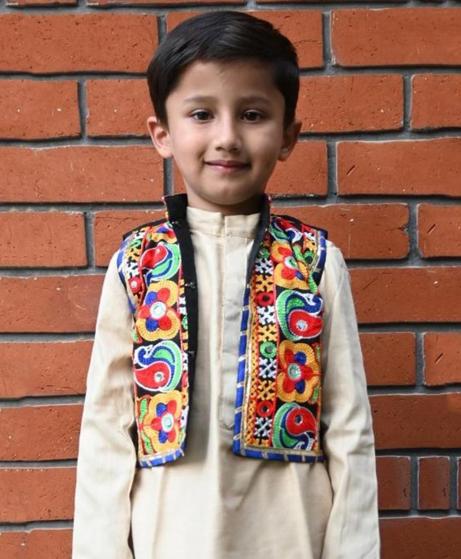 Aglare Cotton Woven Navratri Theme Sleeveless Floral Embroidered Jacket - Black