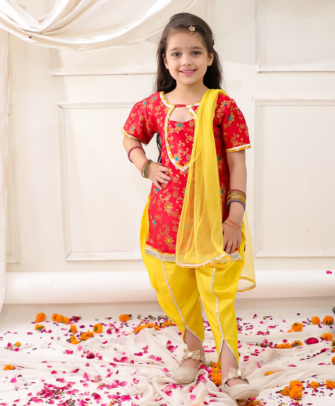 KID1 Brocade Woven Half Sleeves Floral Foil Printed Gota Lace Embellished Dhoti Kurti With Dupatta Set - Red-picture-26