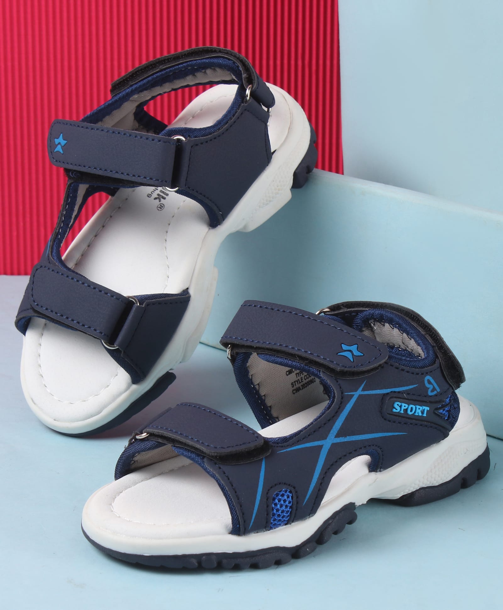 Cute Walk by Babyhug Velcro Closure Sandals with Sport Applique - Blue-picture-27