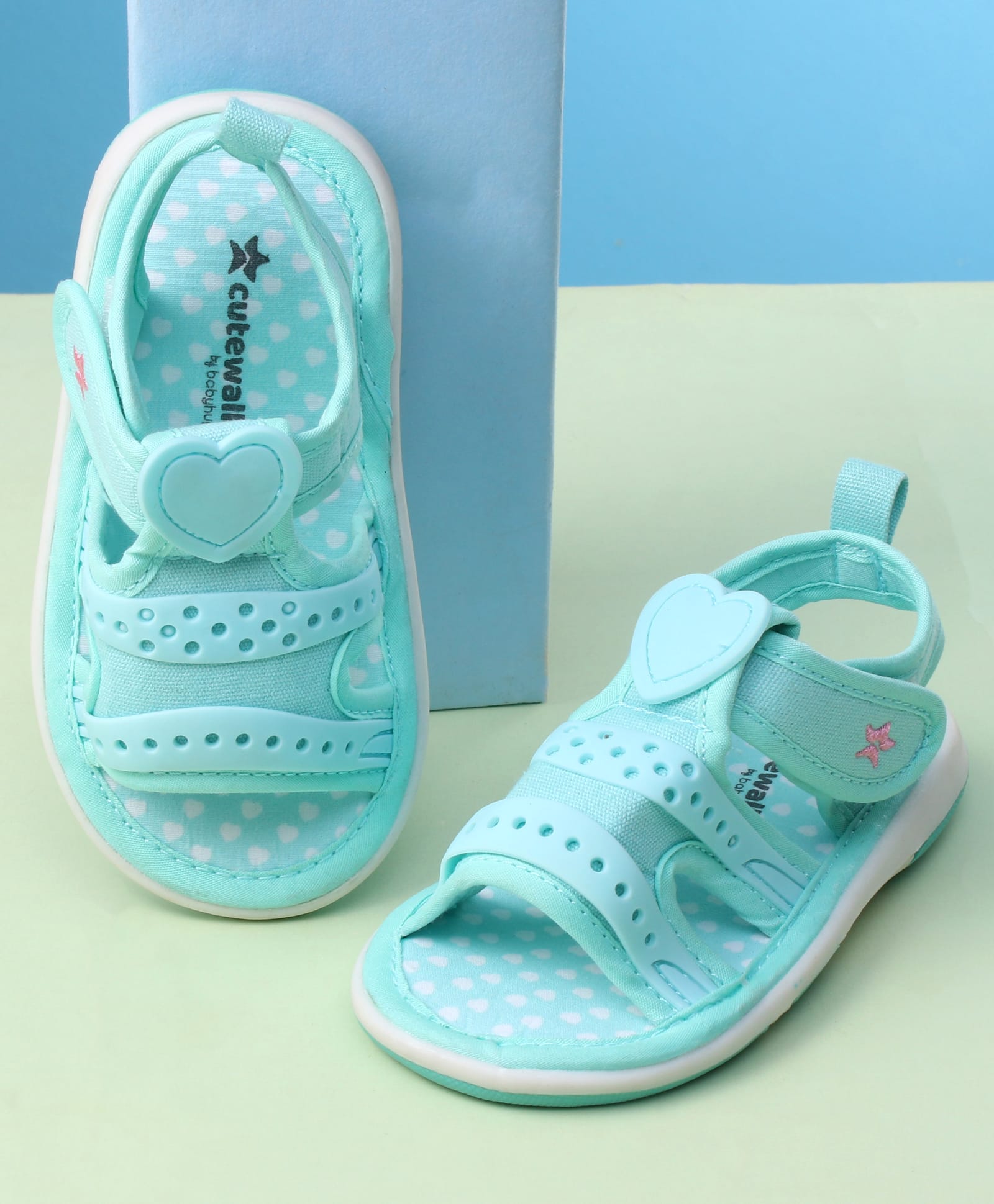 Cute Walk by Babyhug Velcro Closure Sandals - Sea Green-picture-12