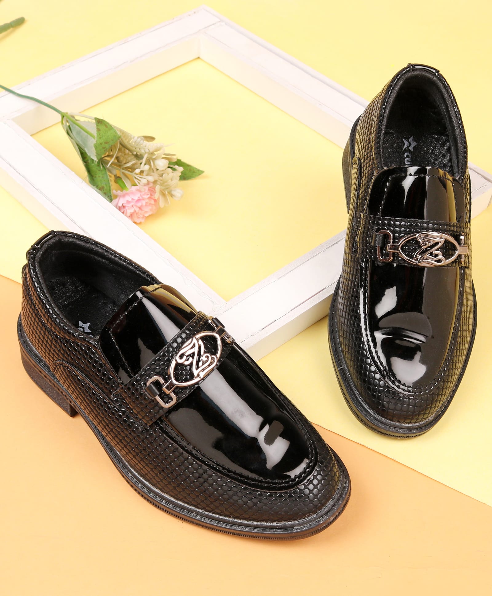 Cute Walk by Babyhug Slip On Solid Oxford Shoes - Black