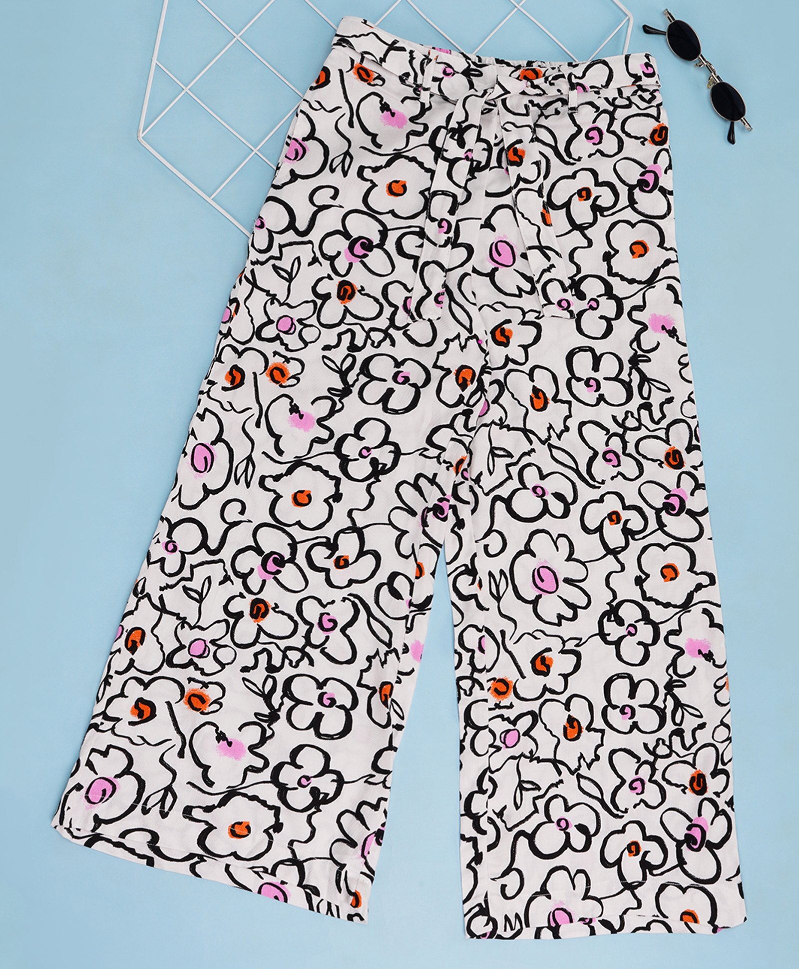 Pantaloons Junior Rayon Woven Floral Printed Palazzo - Bright White-picture-32