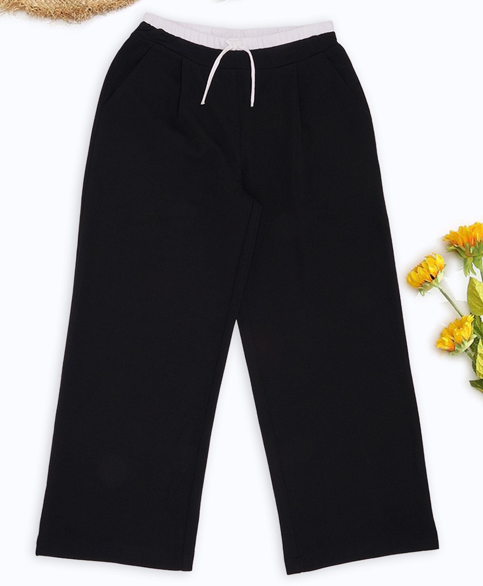Pantaloons Junior Twill Solid Track Pants - Black-image-1