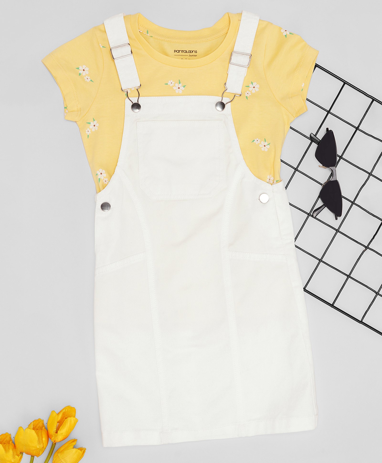 Pantaloons Junior 100% Cotton Woven Solid Dungaree With Half Sleeves Floral Printed Tee - Yellow-picture-21