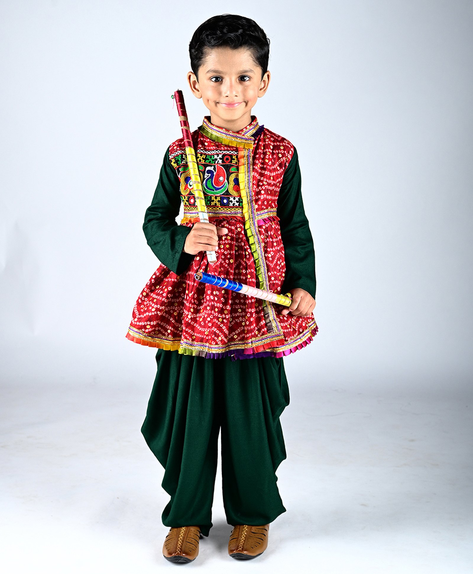 Aglare Cotton Woven Navratri Theme Full Sleeves Bandhani Designed Kedia Set - Red & Green