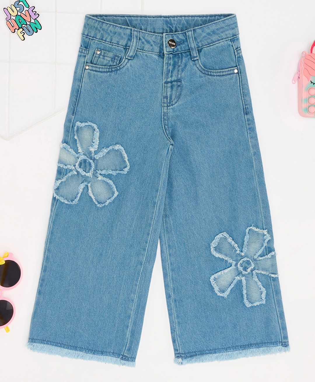 Pantaloons Junior Cotton Denim Woven Floral Patch Detailed Jeans - Blue-picture-11