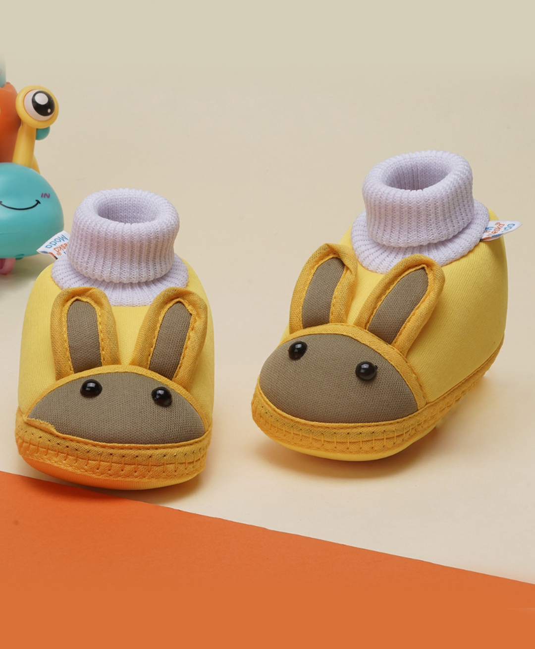 Neska Moda Rabbit Face Applique Detailed Slip On Booties - Yellow-picture-28