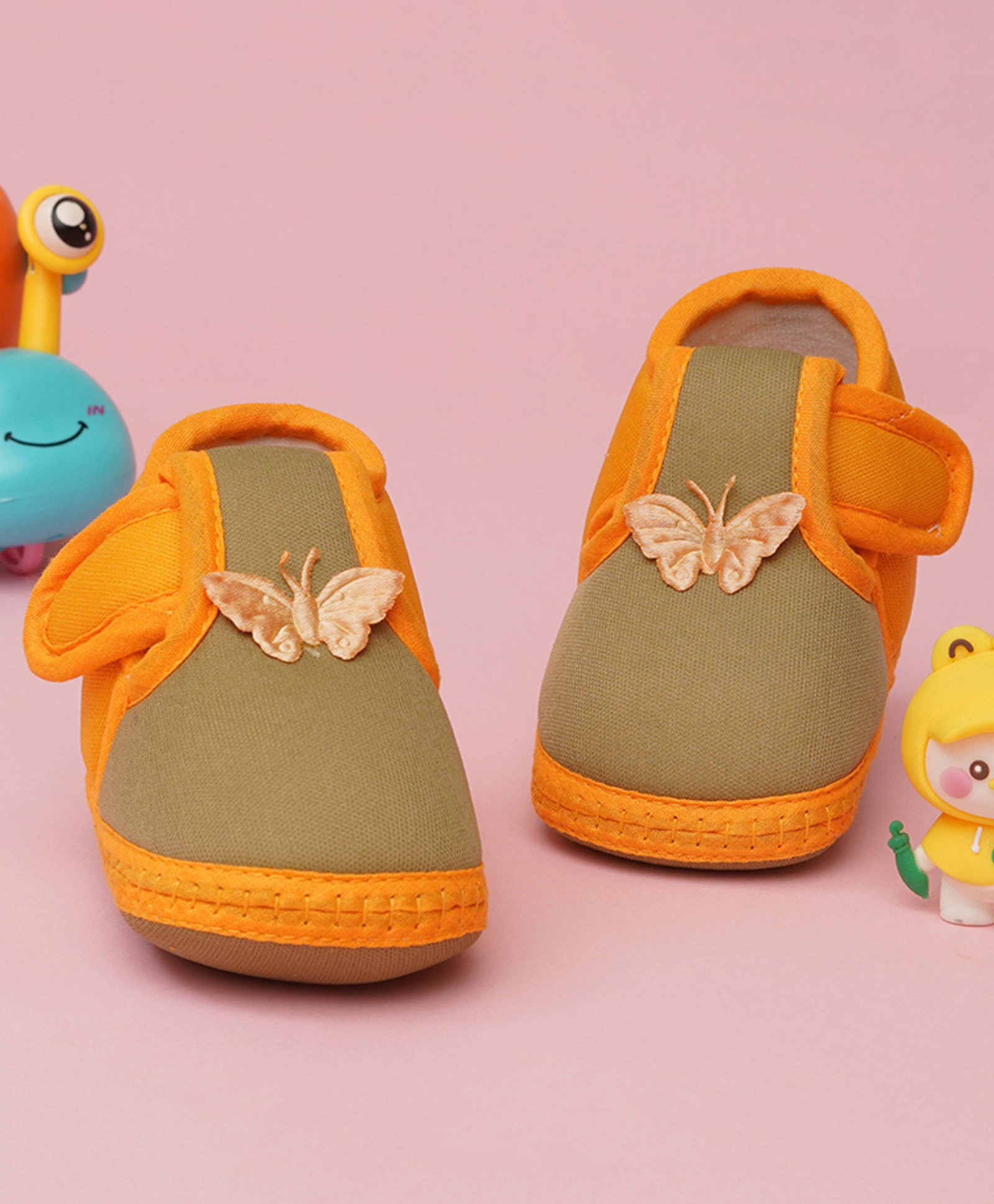 Neska Moda Butterfly Applique Detailed Velcro Closure Booties - Green & Yellow-picture-13