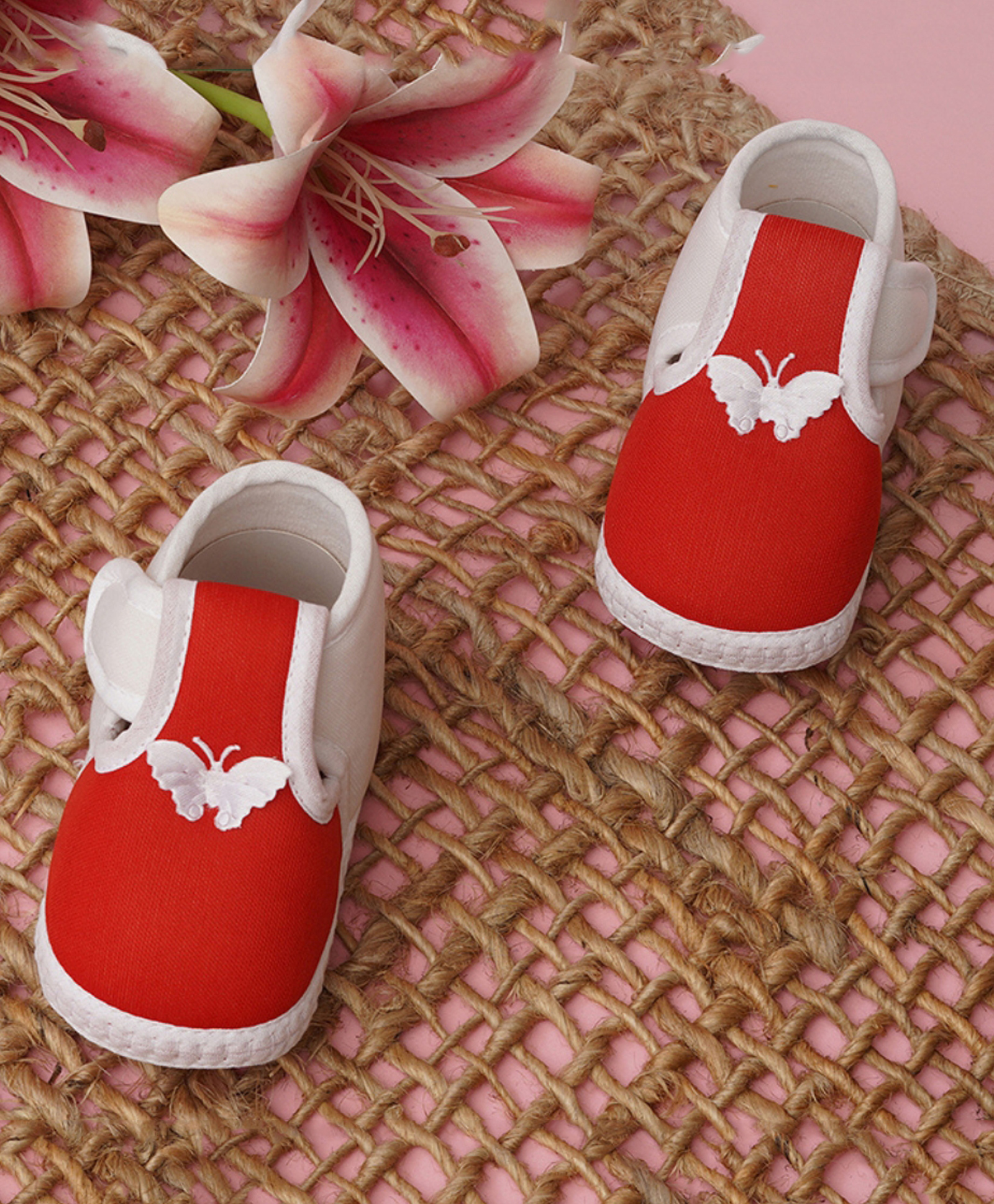 Neska Moda Butterfly Applique Detailed Velcro Closure Booties - Red & White-picture-31