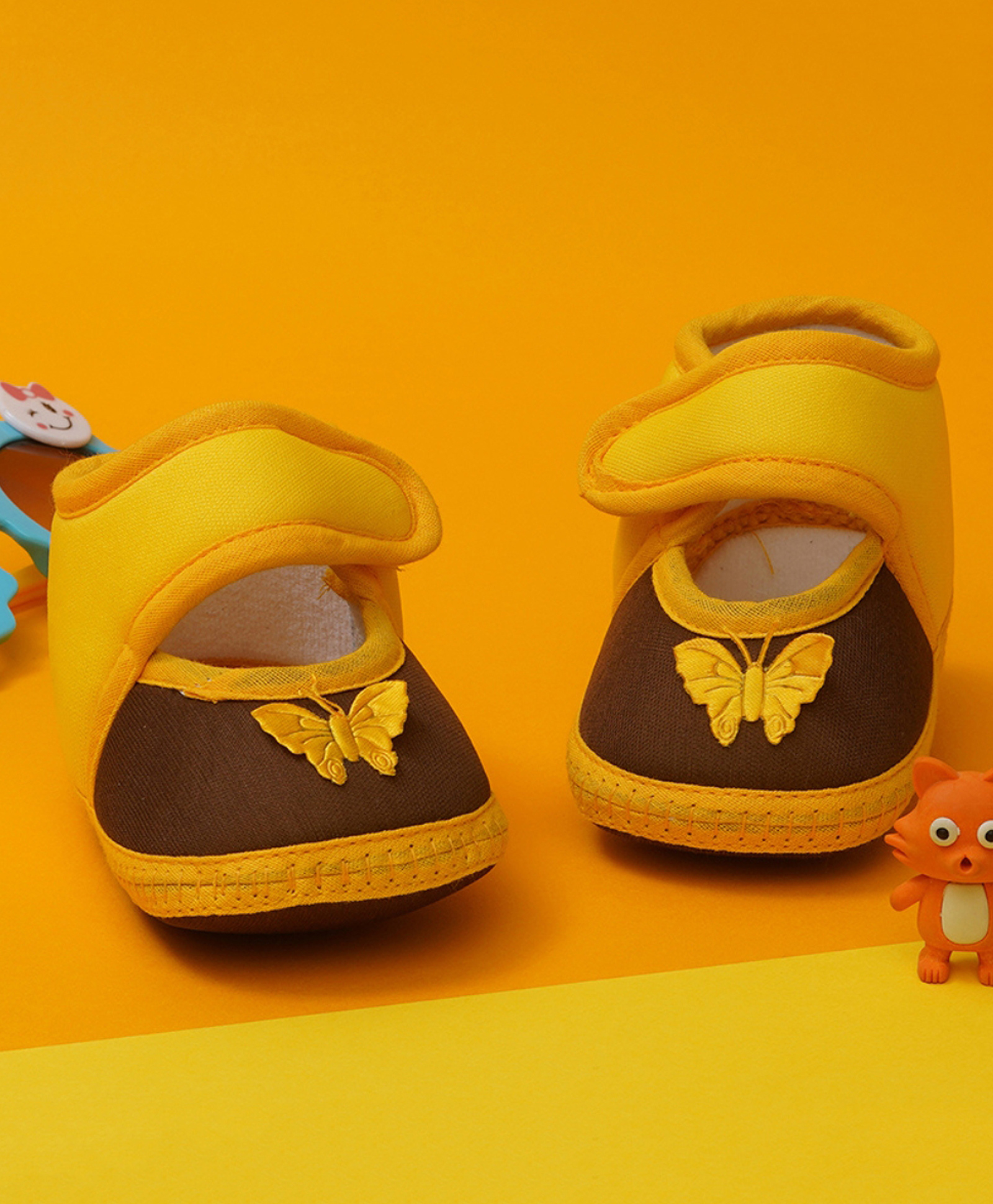 Neska Moda Butterfly Patch Detailed Velcro Closure Booties - Yellow & Brown-image-11