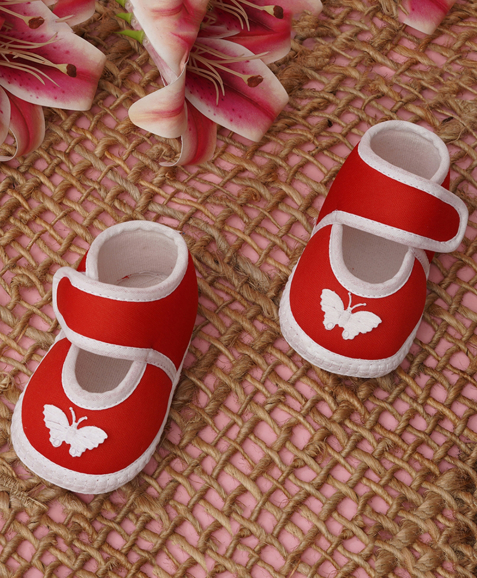 Neska Moda Butterfly Patch Detailed Velcro Closure Booties - Red-picture-11