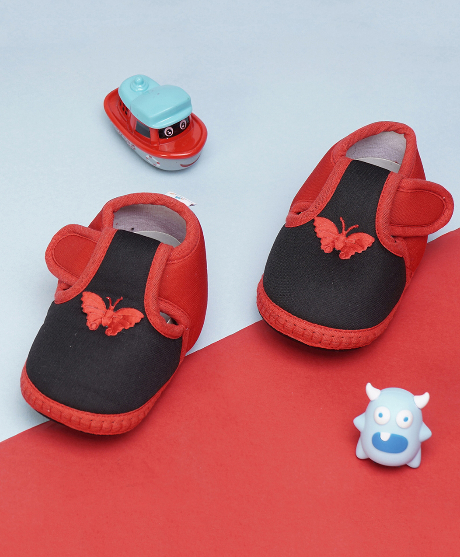Neska Moda Butterfly Patch Detailed Velcro Closure Booties - Black & Red-picture-26