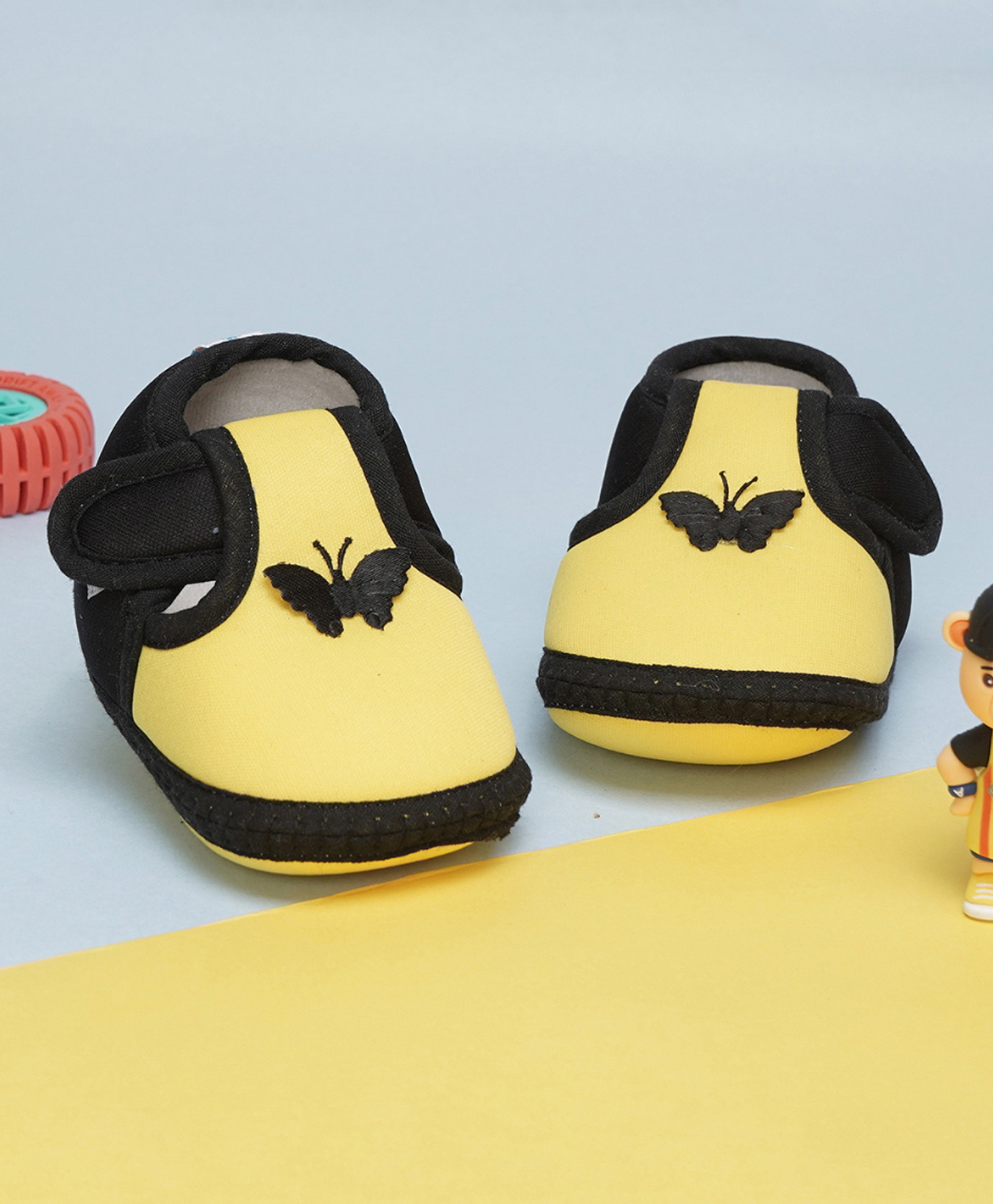 Neska Moda Butterfly Patch Detailed Velcro Closure Booties - Yellow & Black-image-2