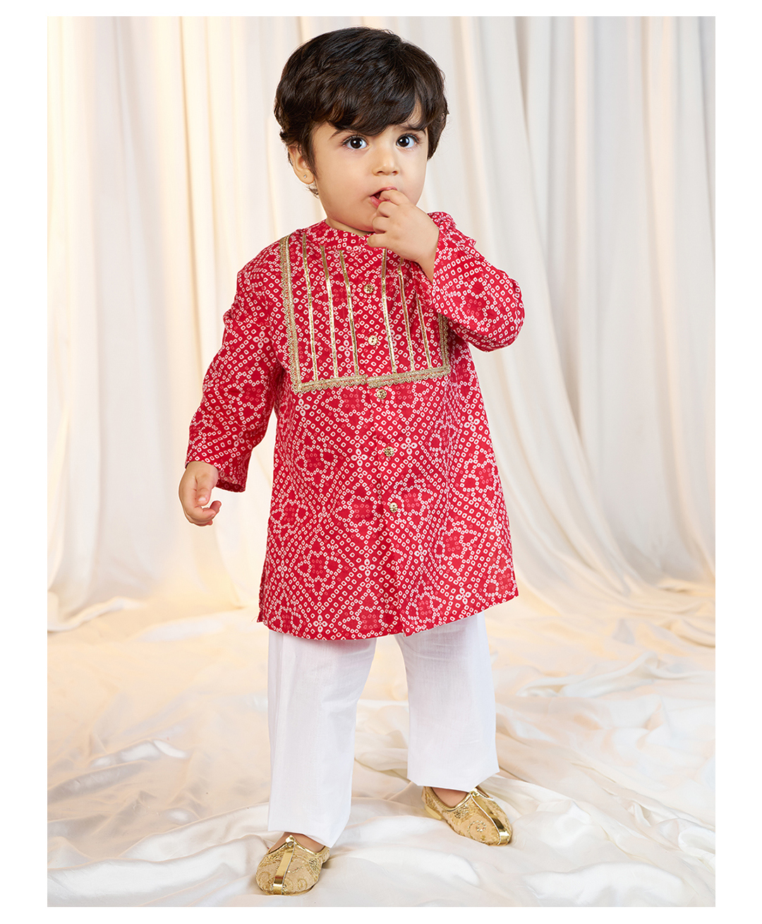 Vastramay Cotton Woven Full Sleeves Bandhani Printed & Gota Lace Embellished Kurta Pyjama Set - Red-picture-16