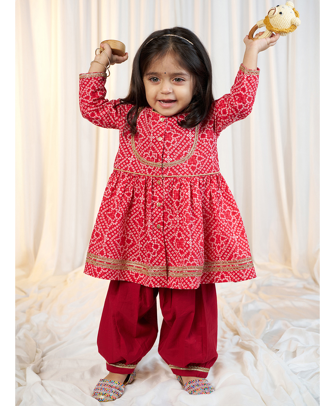Vastramay Cotton Woven Three Fourth Sleeves Bandhani Printed & Gota Lace Embellished Kurti Patiala Set - Red-image-4