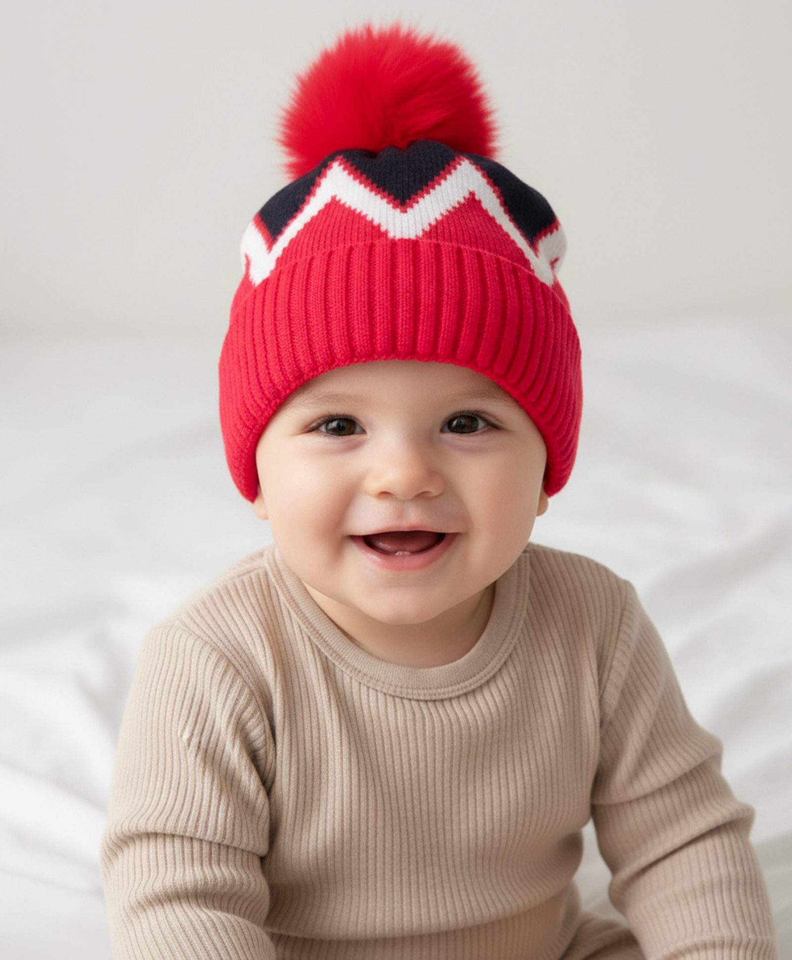 Babyhug Knit Woollen Cap Black & Red - Diameter 9 cm-picture-26