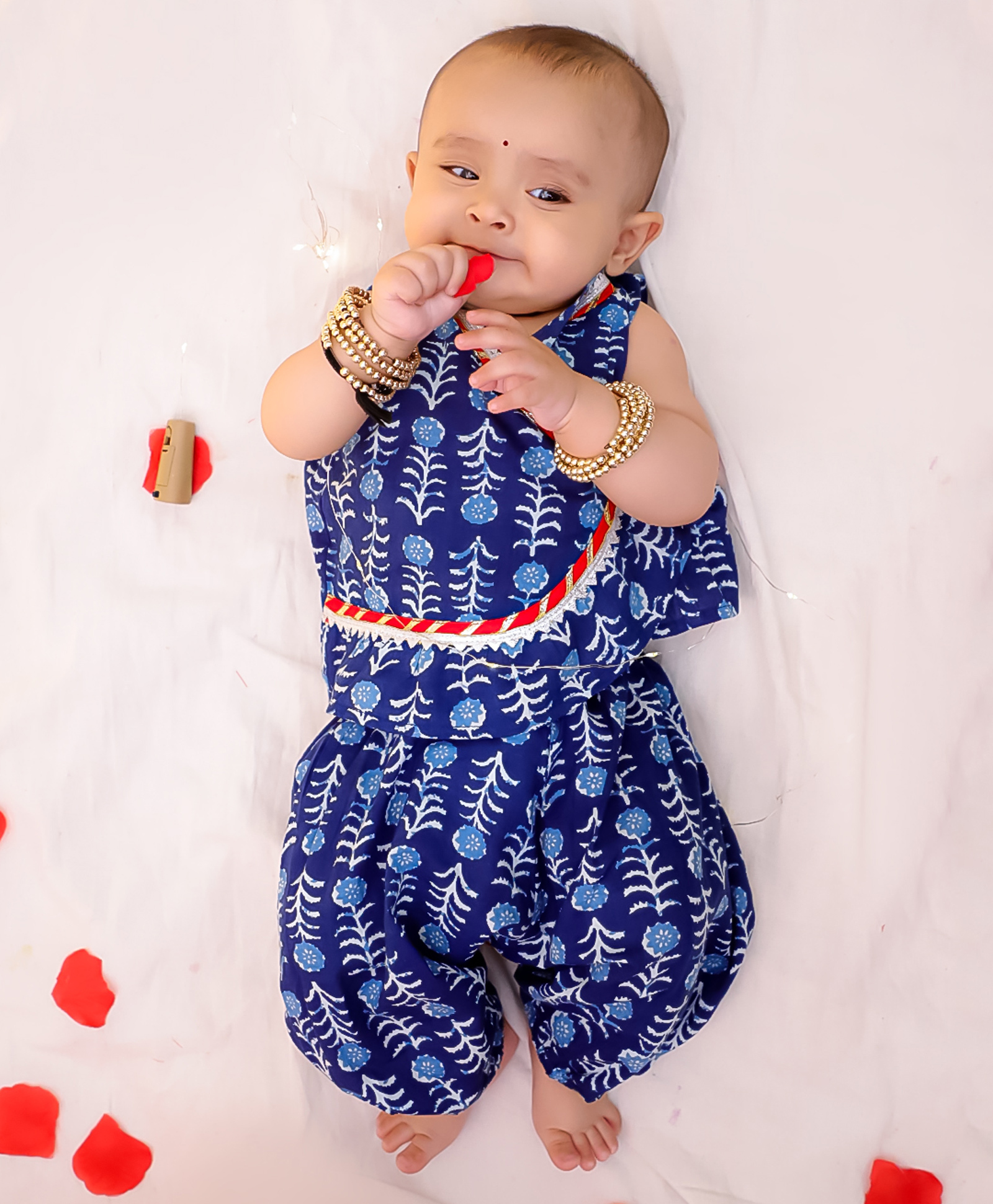 BownBee Pure Cotton Woven Sleeveless Floral Printed Coordinating Crop Top & Harem Pant Set - Blue-picture-21