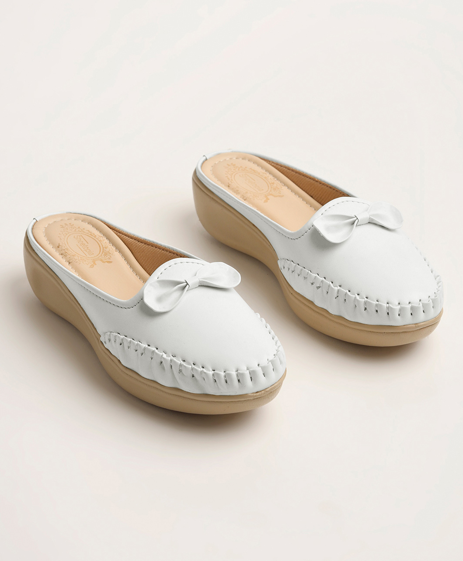 Shoetopia Bow Applique Detailed Wedge Sandals - White-picture-17