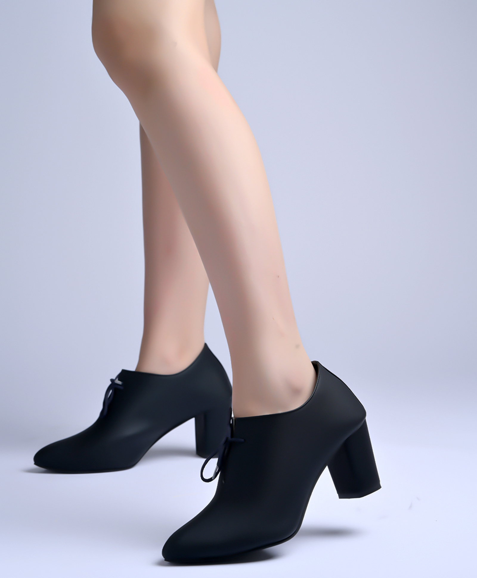 Shoetopia Solid Block Lace Up Pumps - Black-picture-18