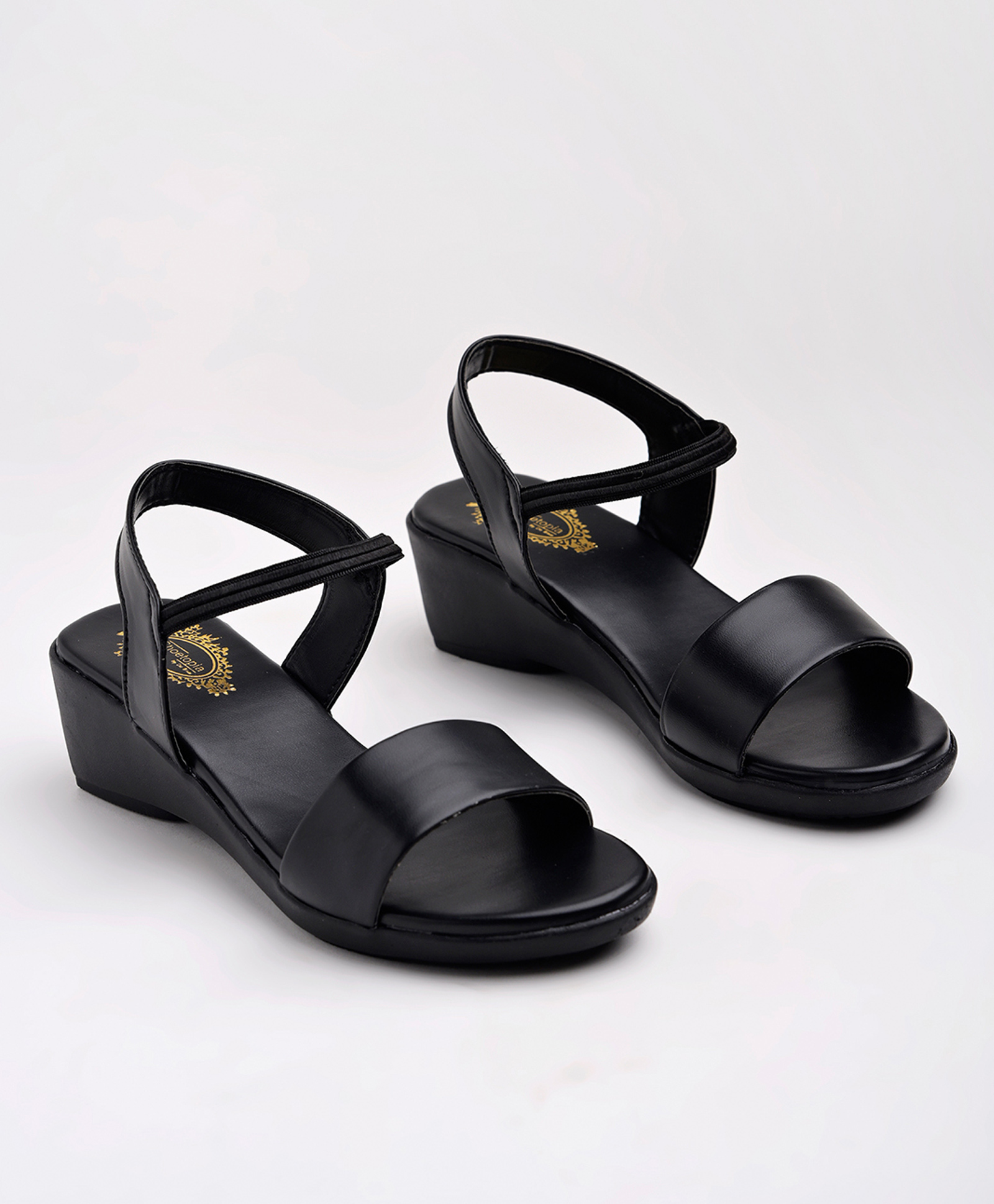 Shoetopia Solid Open Toe Low Wedge Sandals - Black-picture-12