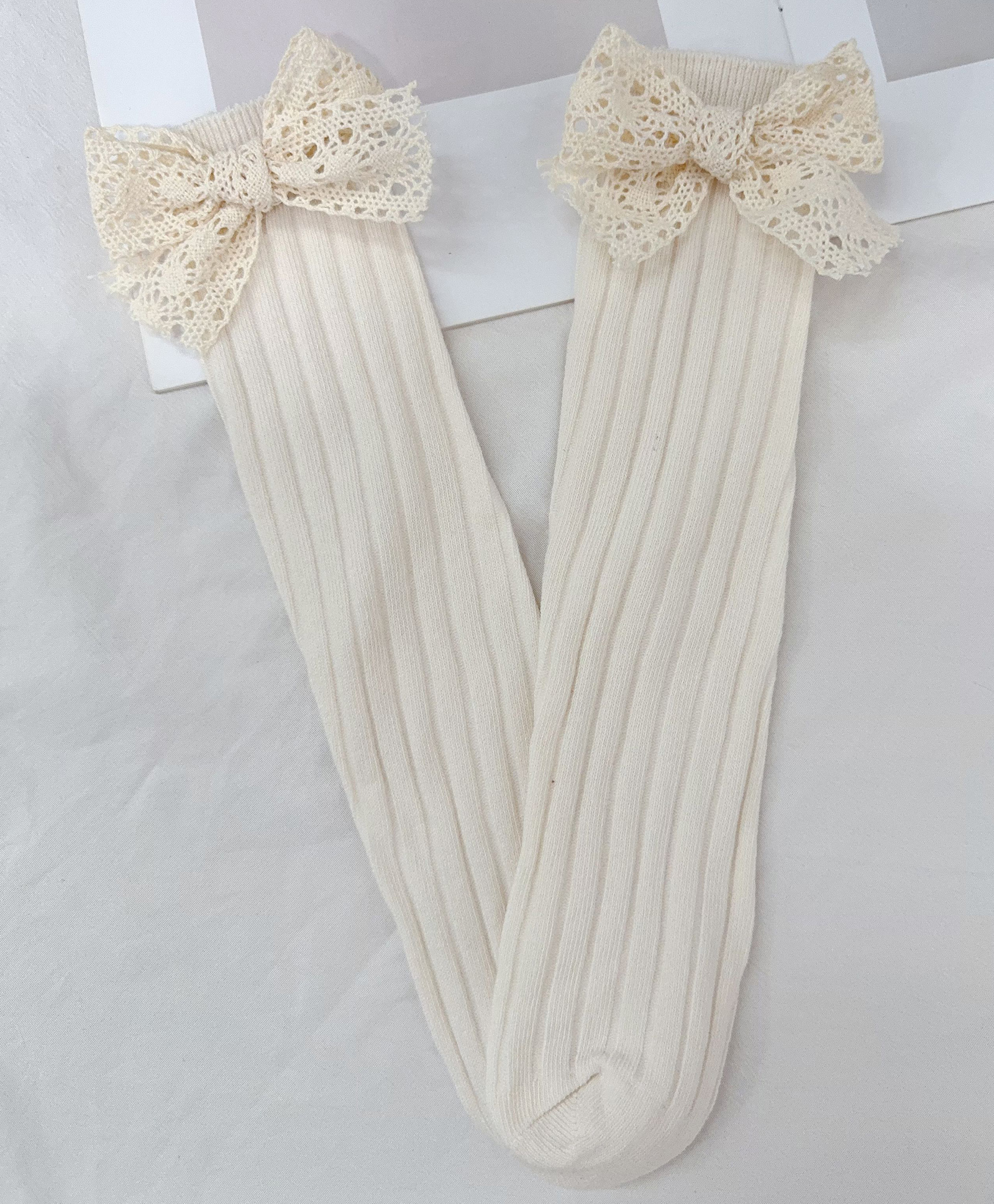 Kidofash Knit Crotchet Bow Applique Detailed Ribbed Socks - Cream-picture-6