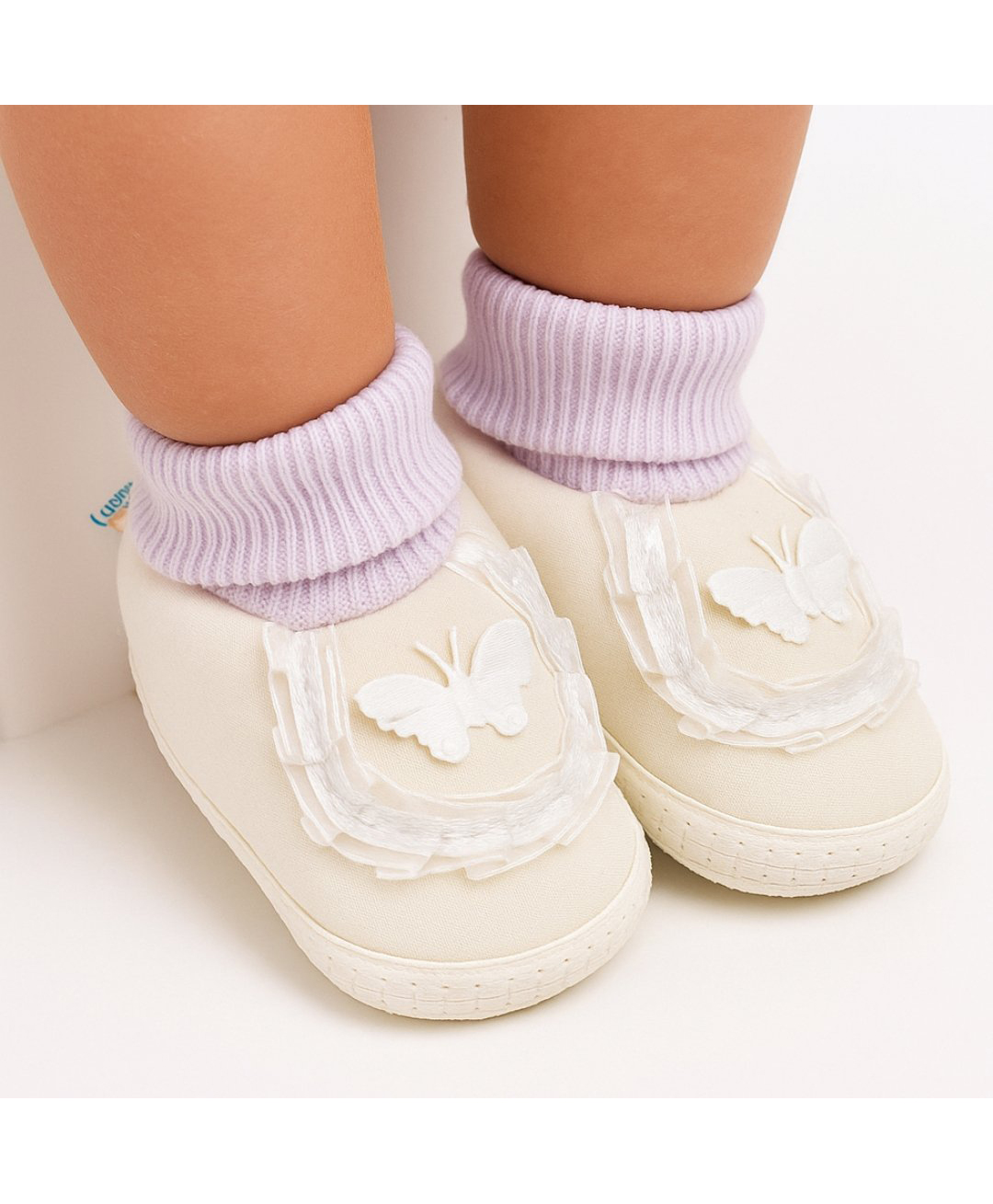 Neska Moda Butterfly Applique & Frill Detailed Booties - White-picture-16