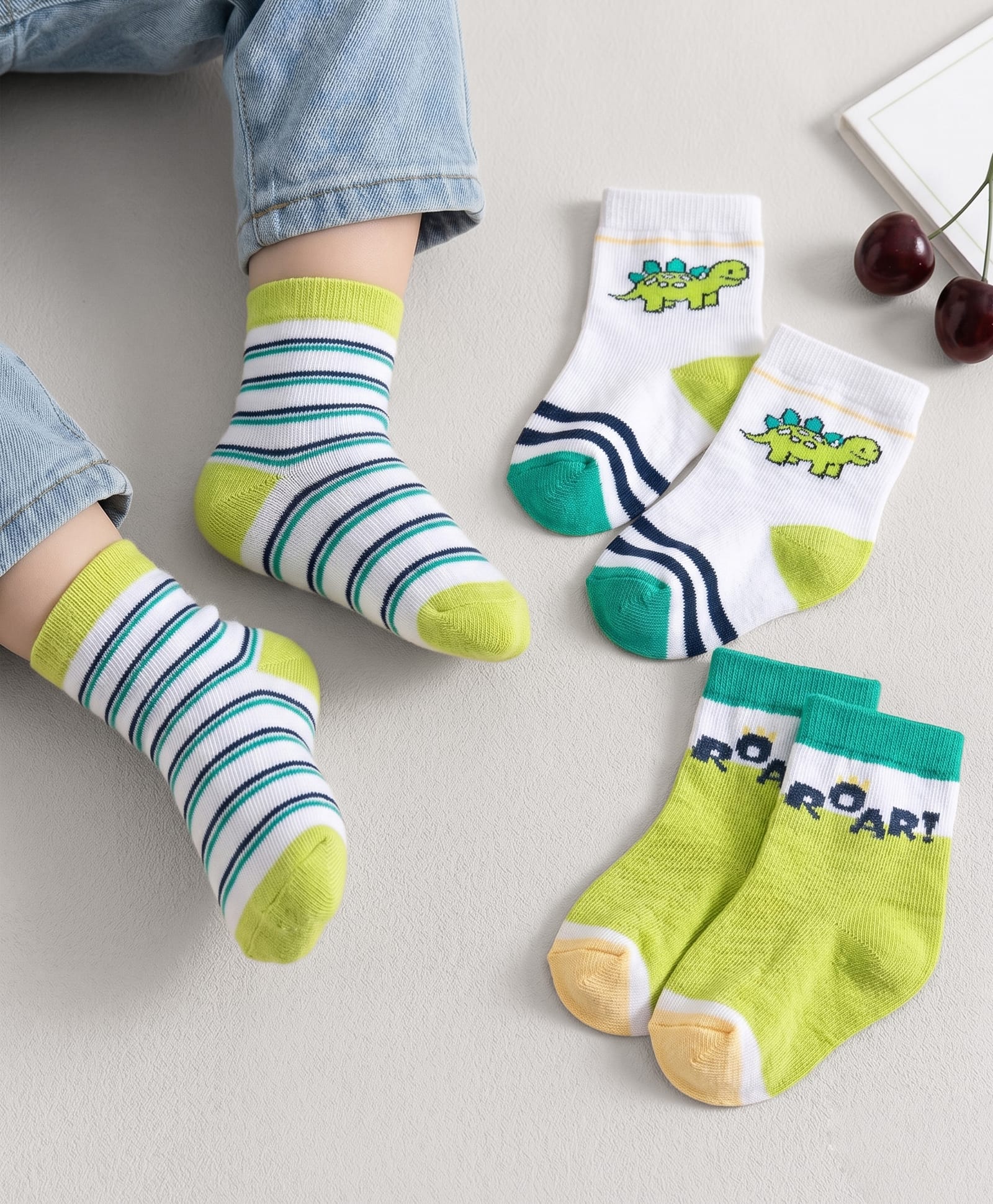 Cute Walk by Babyhug Ankle Length Antibacterial Socks With Stripes Pack Of 3 - Light Green & White-picture-19