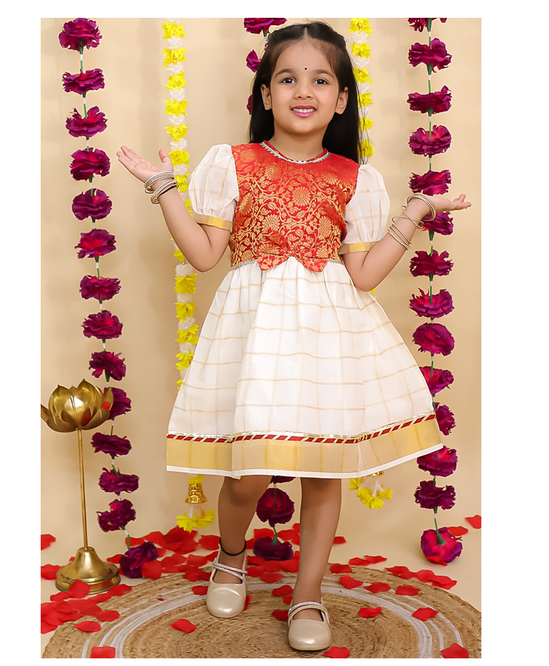 BownBee Cotton Woven Half Puffed Sleeves Floral Foil Printed Bow Applique Detailed Dress - Red-picture-20