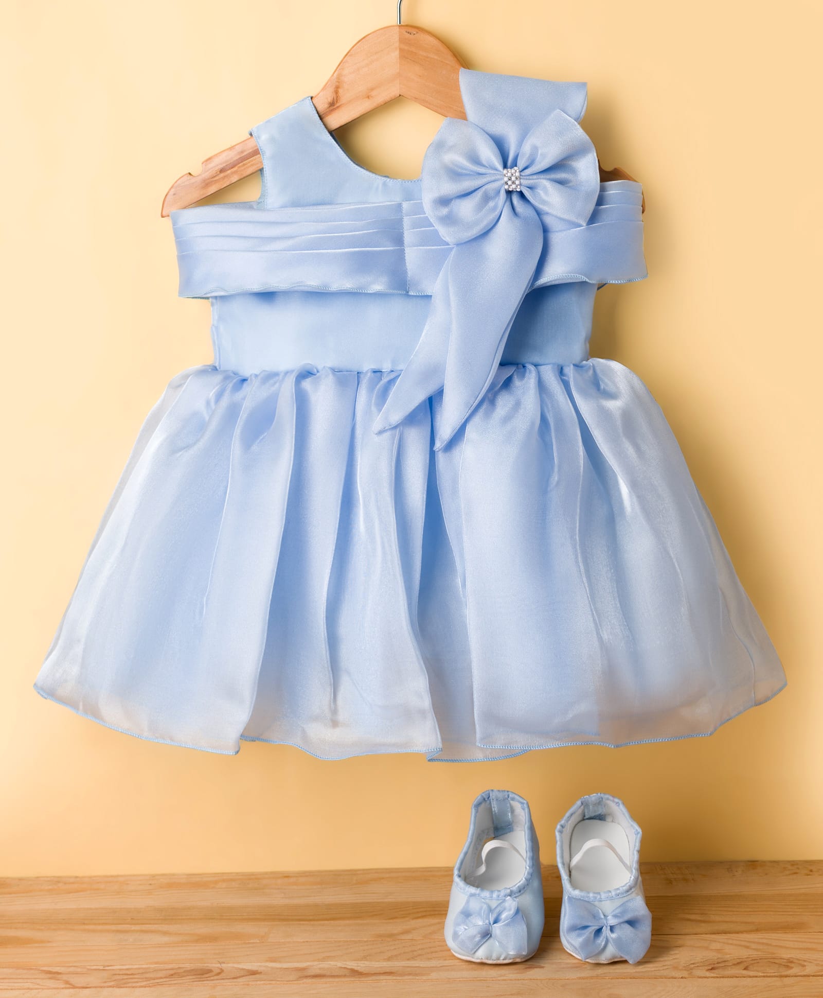 Bluebell Tissue Woven Sleeveless Frock & Booties With Bow Applique - Light Blue-image-25
