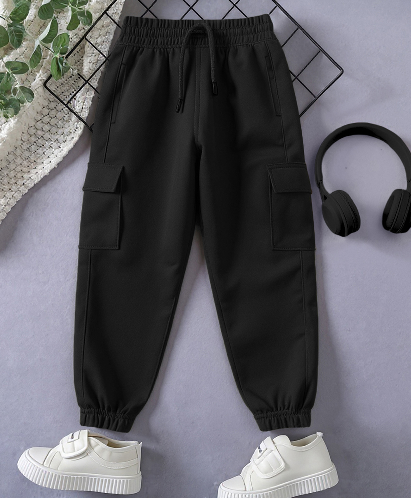 Trampoline Terry Knit Solid Cargo Joggers - Black-image-6