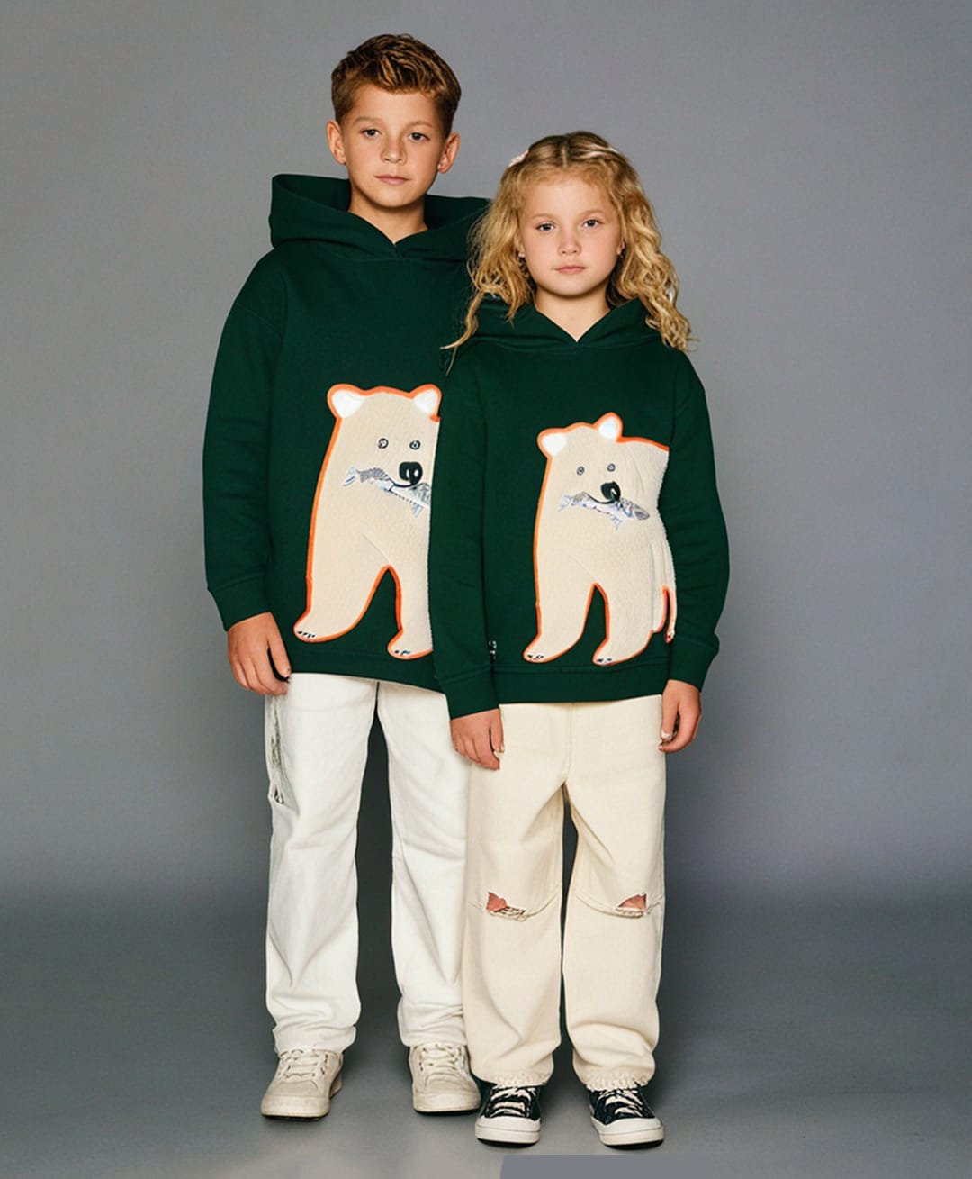 Cherry Crumble By Nitt Hyman Knit Full Sleeves Bear Patch Detailed Light Winter Hooded Sweatshirt - Dark Green-picture-24
