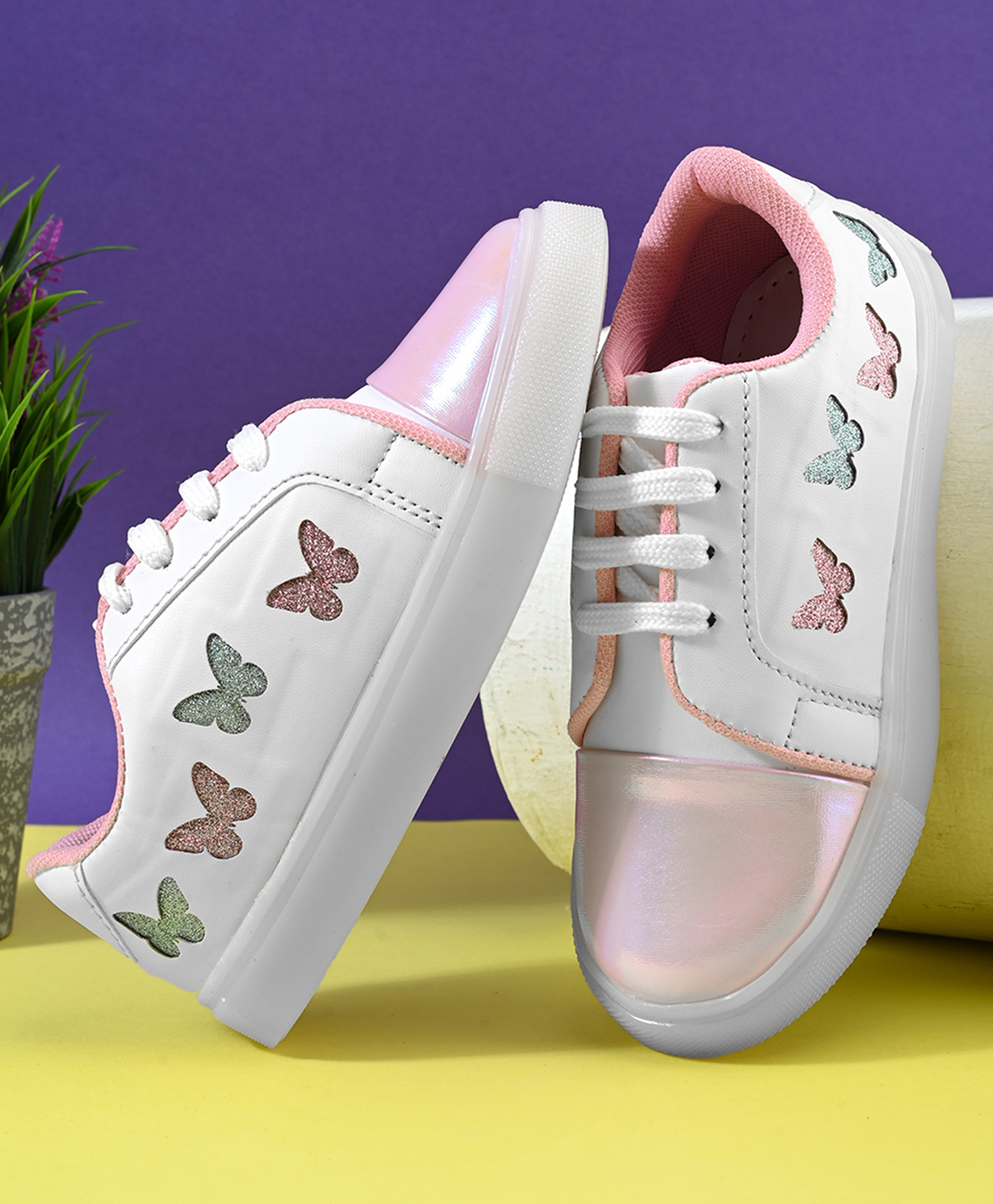 Steprite Colour Blocked Lace Up Butterfly Patch Detailed Sneakers - Pink-picture-19