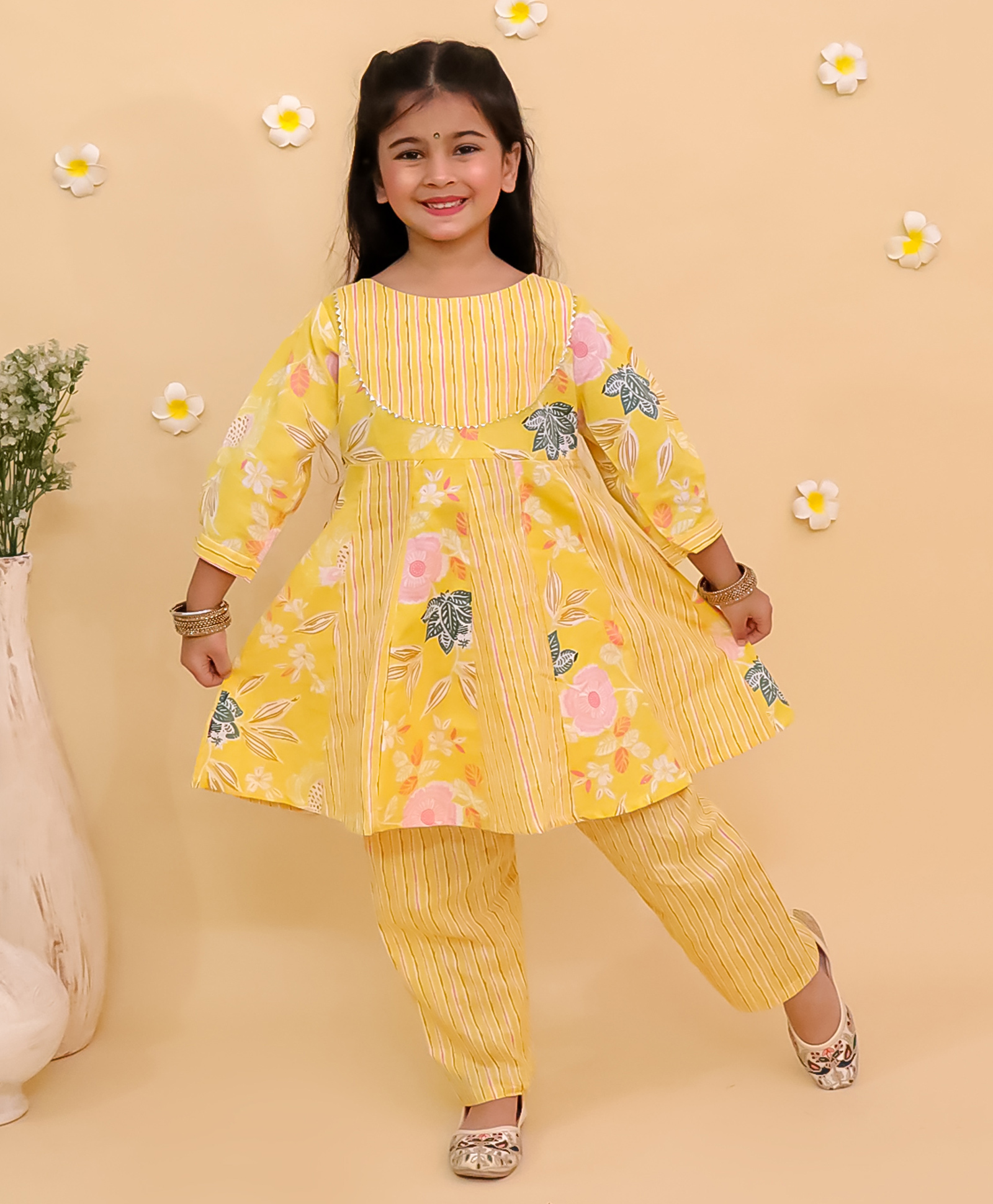 The Mom Store Cotton Knit Three Fourth Sleeves Floral Printed Anarkali Style Kurti & Pant Set - Multi Colour-image-29