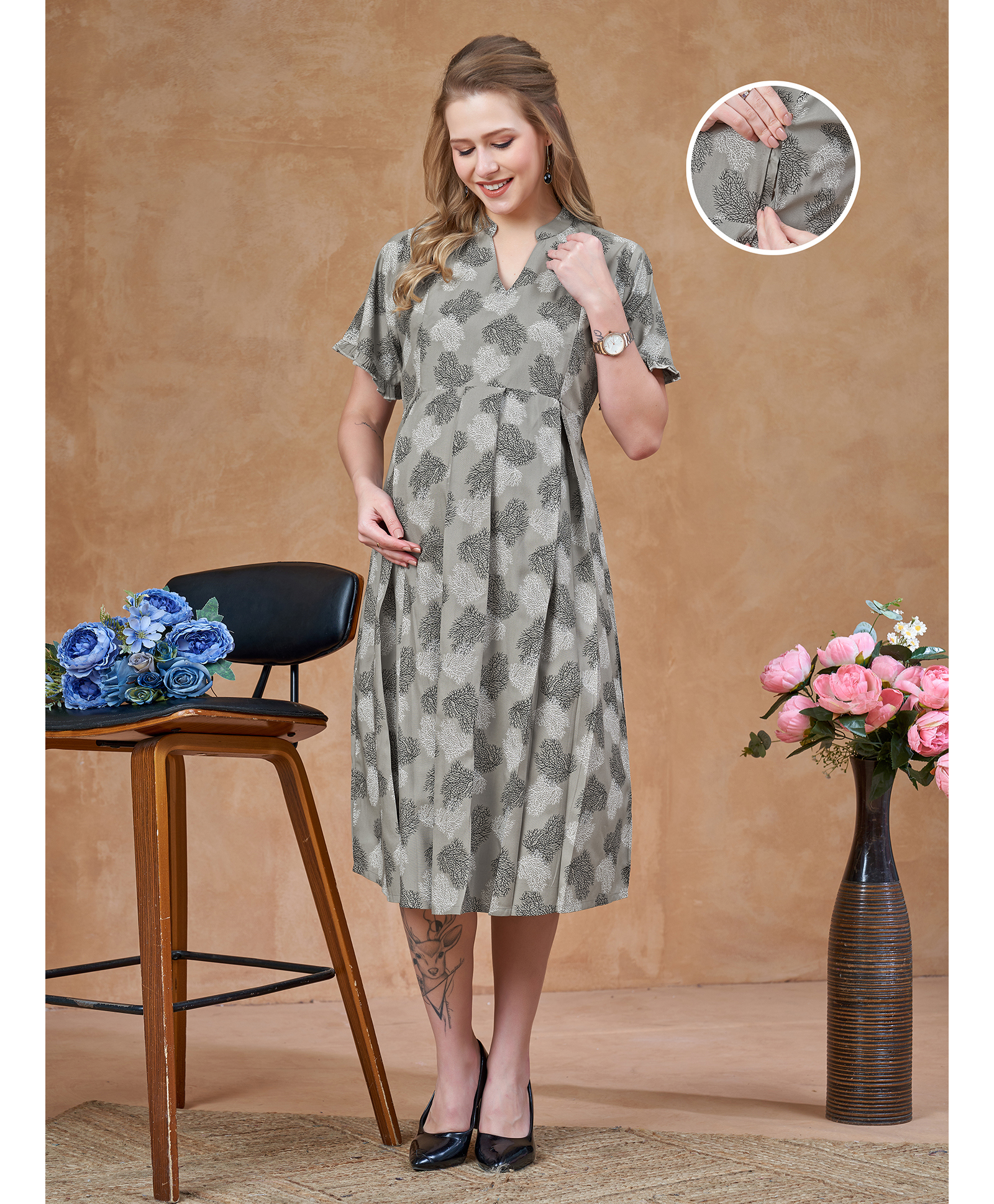 Lovely Mom's Rayon Woven Half Sleeves Abstract Printed Maternity Dress With Side Zipper Nursing Access - Light Grey-image-19