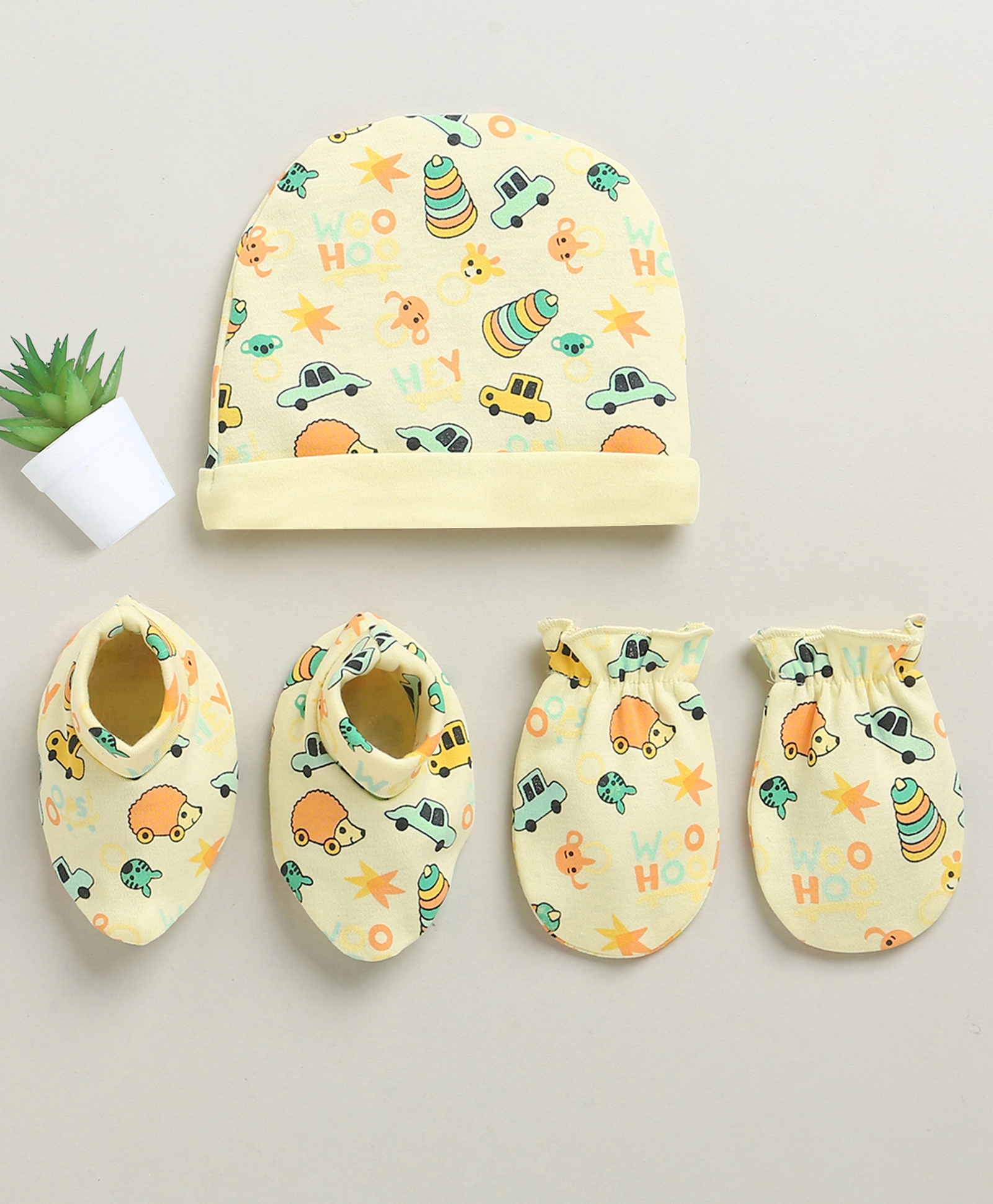 BUMZEE Cotton Knit Cap Mitten Bootie Set with Animal & Car Print Yellow - Diameter 10.5 cm-picture-32