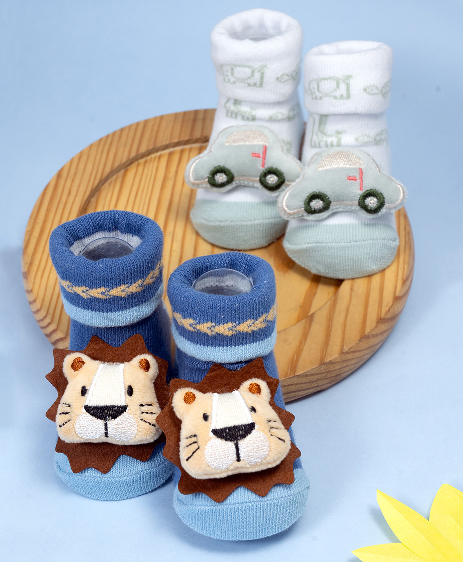 Yellow Bee Cotton Knit Set Of 2 Lion & Car Applique Detailed Socks - Multi Colour-image-21
