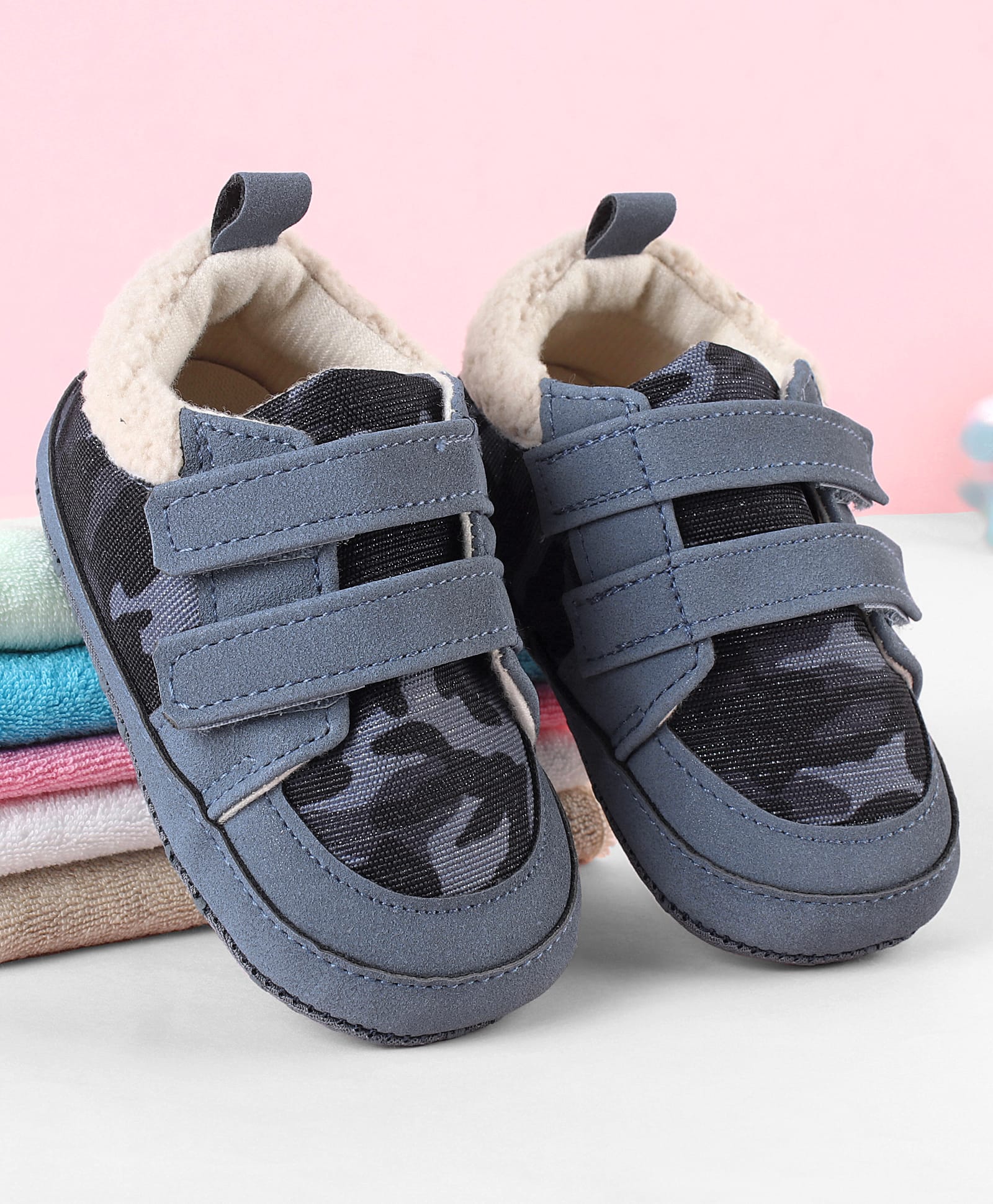 Babyoye Velcro Closure Booties With Camouflage Print - Blue-image-6