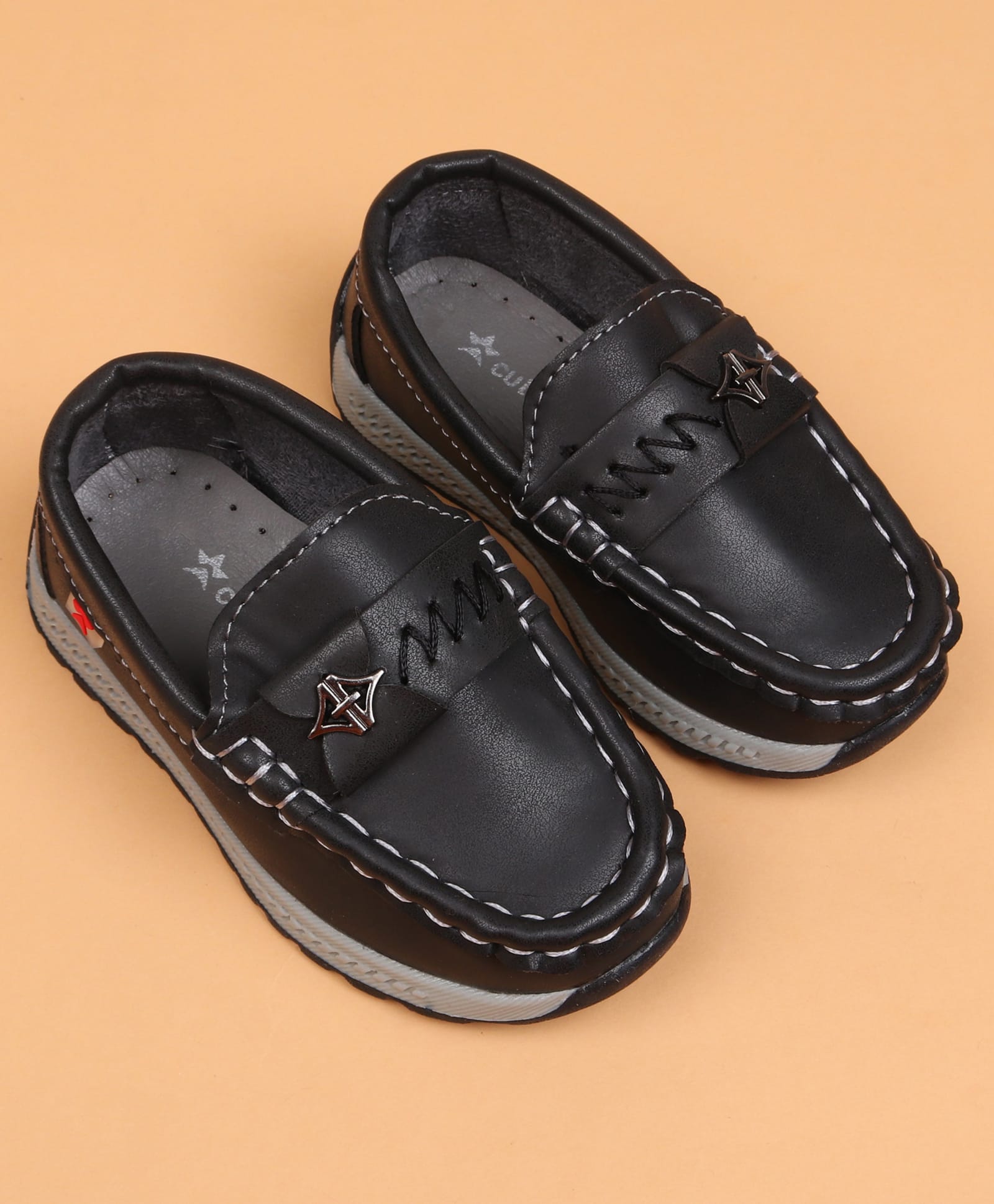 Cute Walk by Babyhug Slip On Solid Loafers - Black