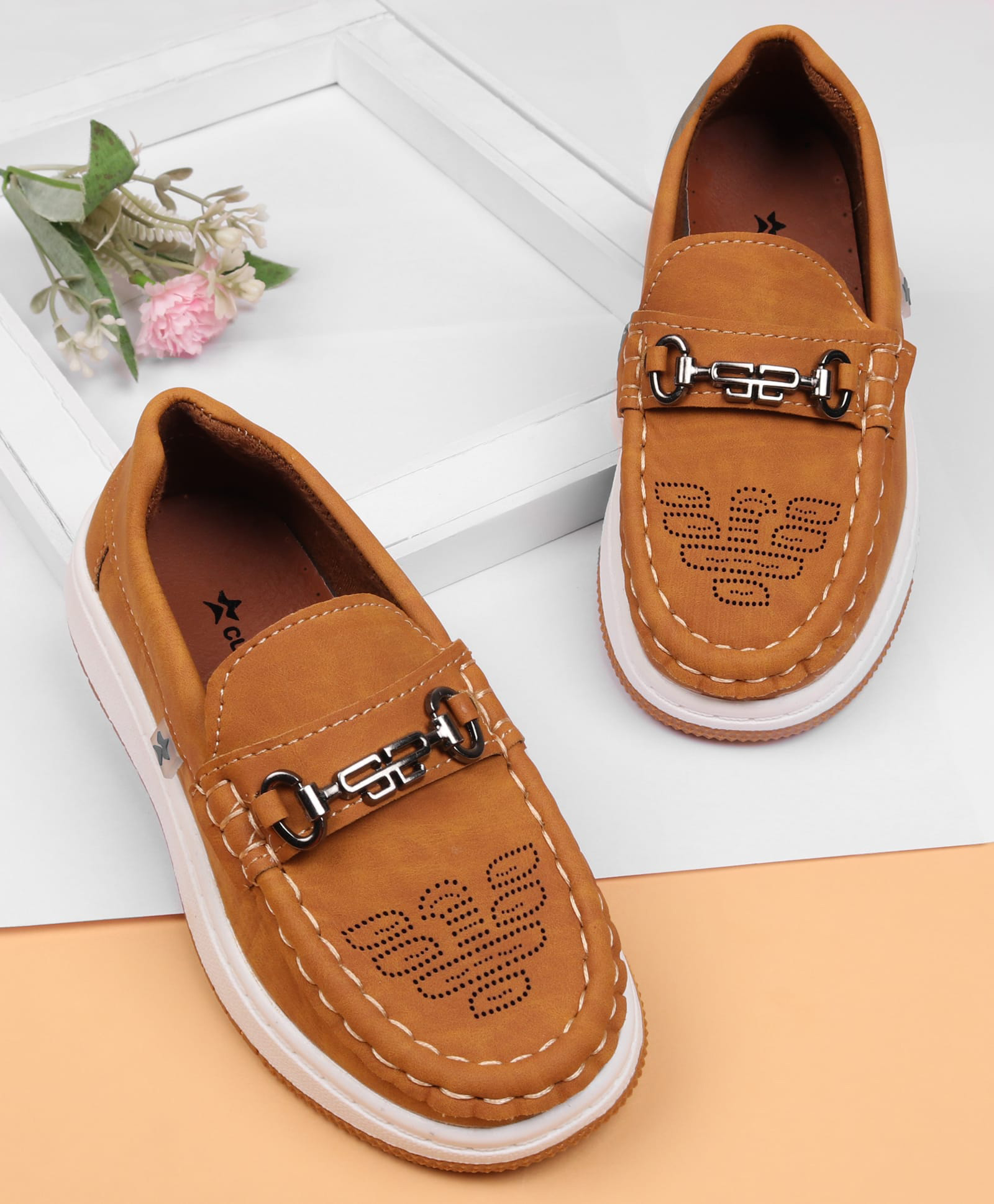Cute Walk by Babyhug Formal Shoes With Textured Design - Brown-image-45
