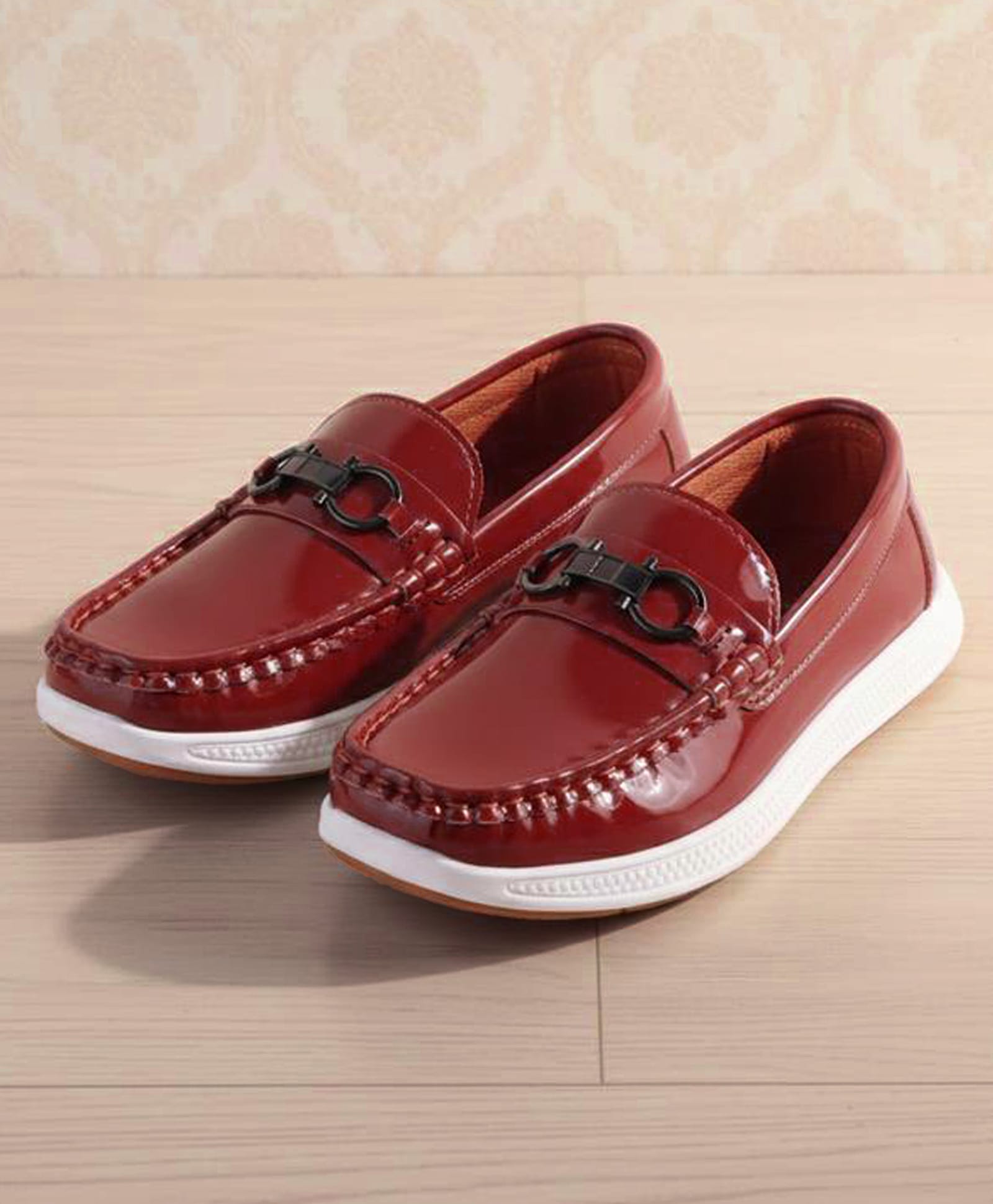 Pine Kids Solid Colour Loafer With 3D Applique - Brown-image-35