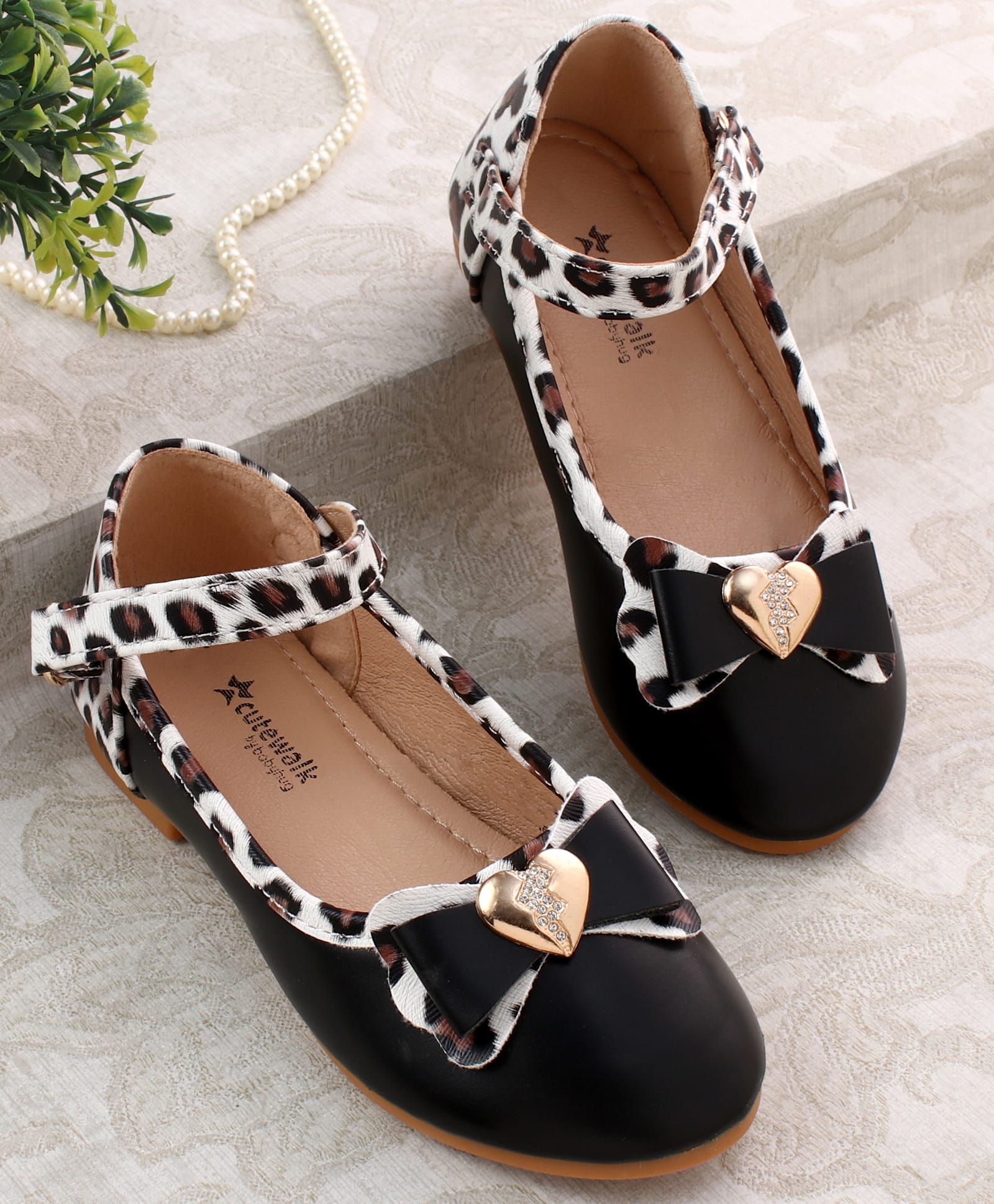 Cute Walk by Babyhug Ballerina with Velcro Closure & Bow Applique - Black