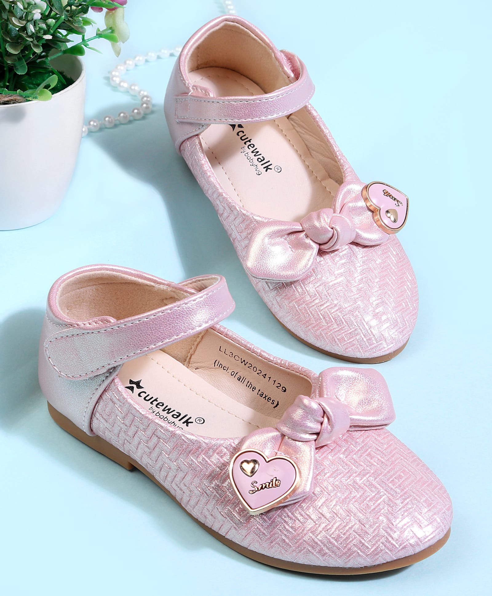 Cute Walk by Babyhug Velcro Closure Ballerina With Bow Applique - Pink