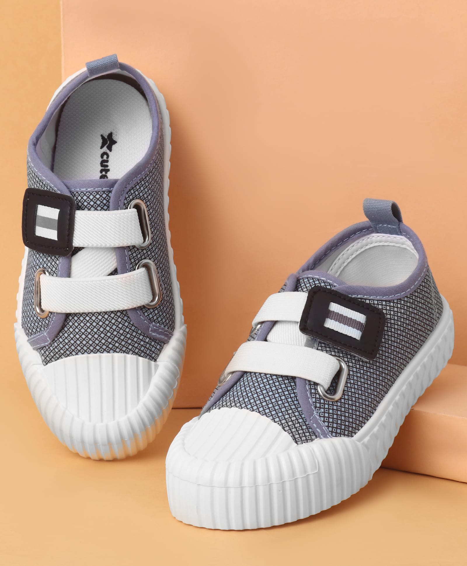 Cute Walk by Babyhug Casual Shoes With Velcro Closure - Blue-picture-26