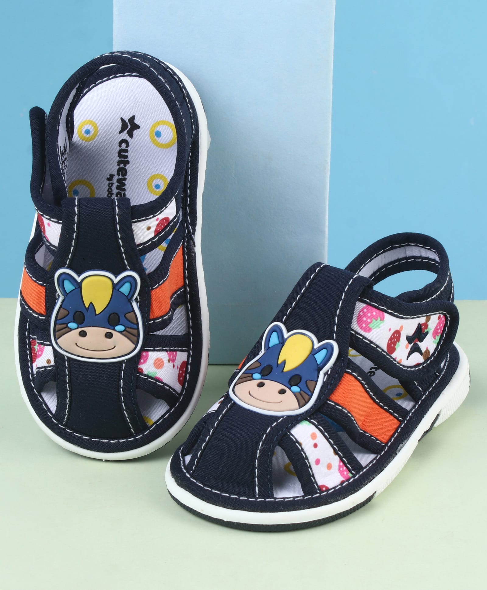 Cute Walk by Babyhug Velcro Closure Sandals with Cow Applique - Blue-picture-19