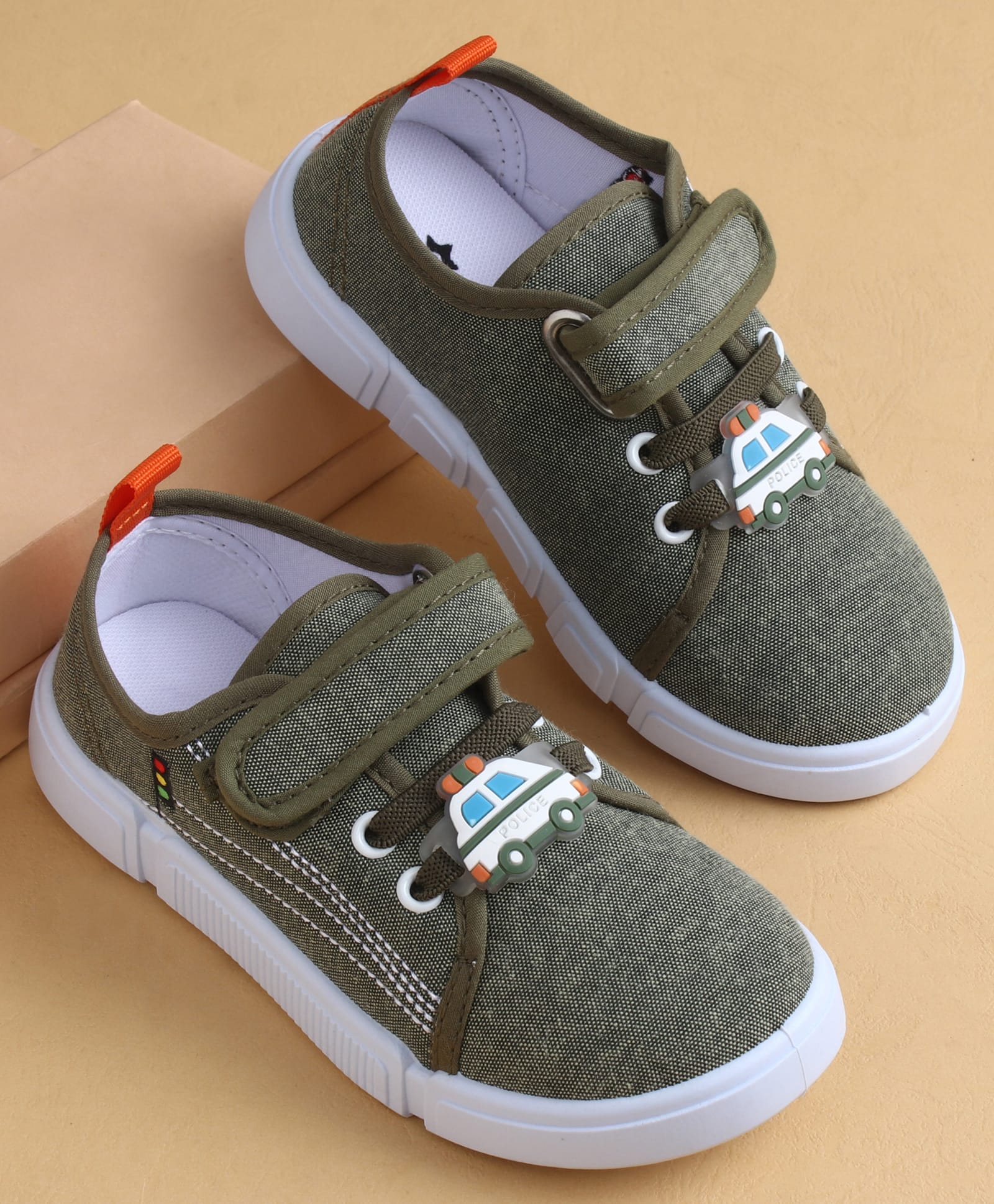 Cute Walk by Babyhug Casual Shoes with Velcro Closure & Vehicle Applique - Olive Green-picture-22