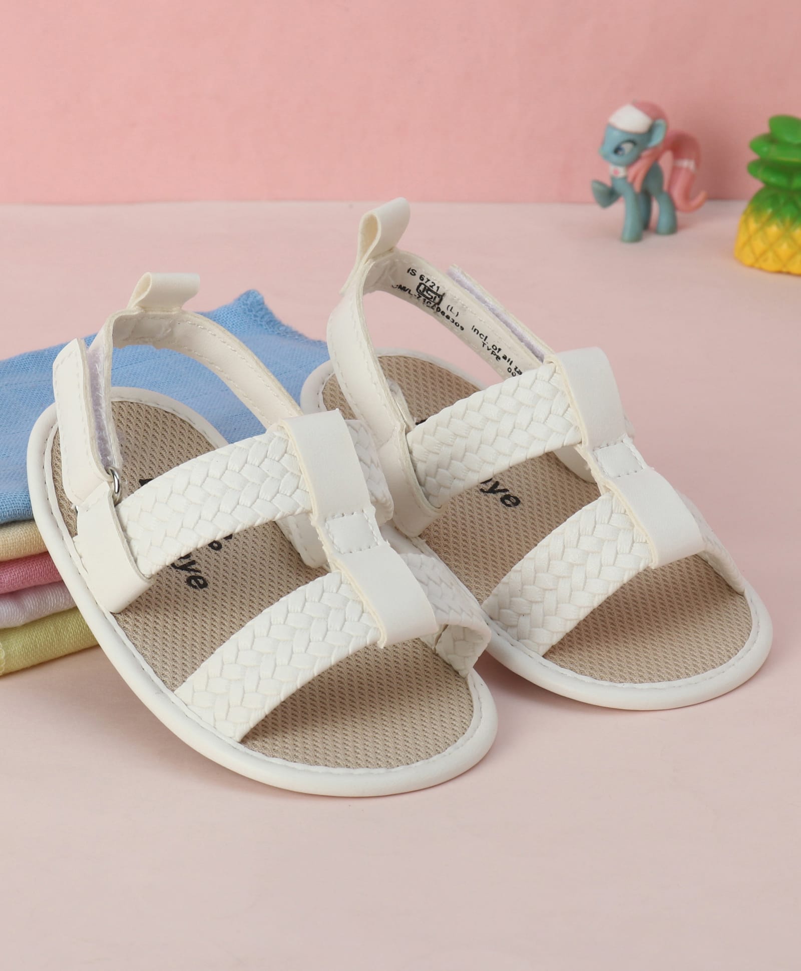 Babyoye Solid Color Booties with Velcro Closure & Zig Zag Design - White-picture-44