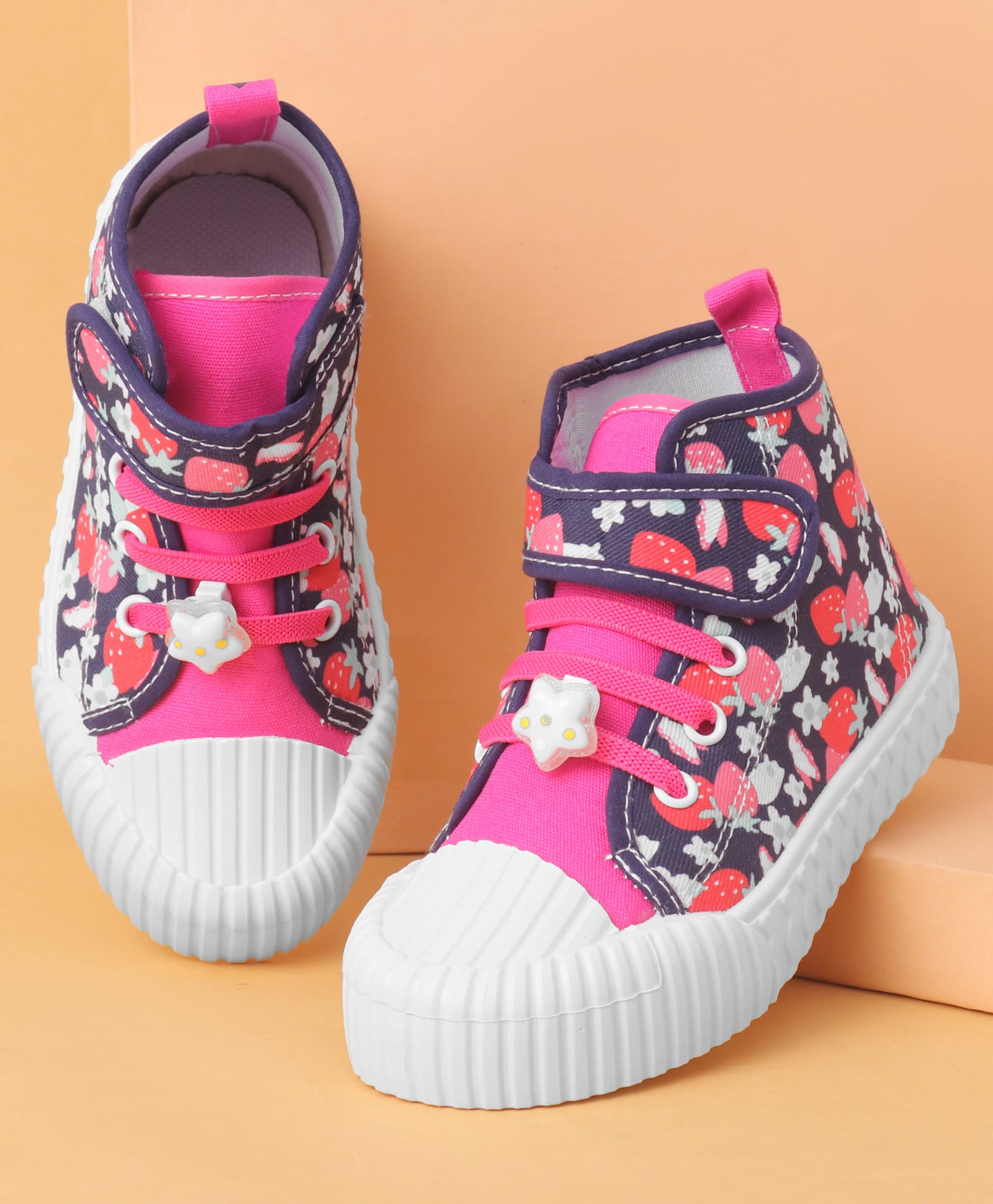 Cute Walk by Babyhug Casual Shoes With Velcro Closure & Floral Print - Fuchsia-image-19
