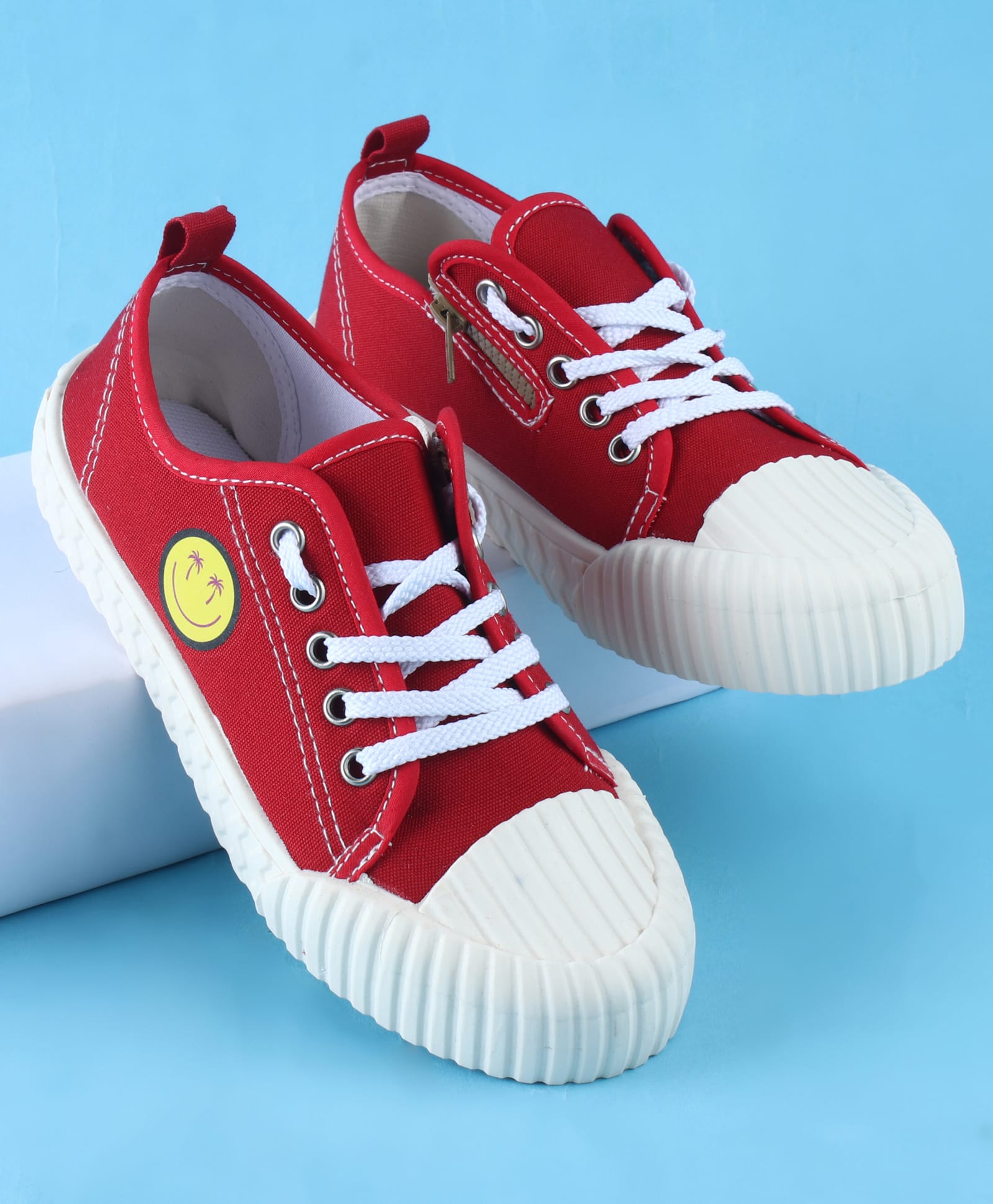 Pine Kids Lace Up Casual Shoes With Smiley Print - Red