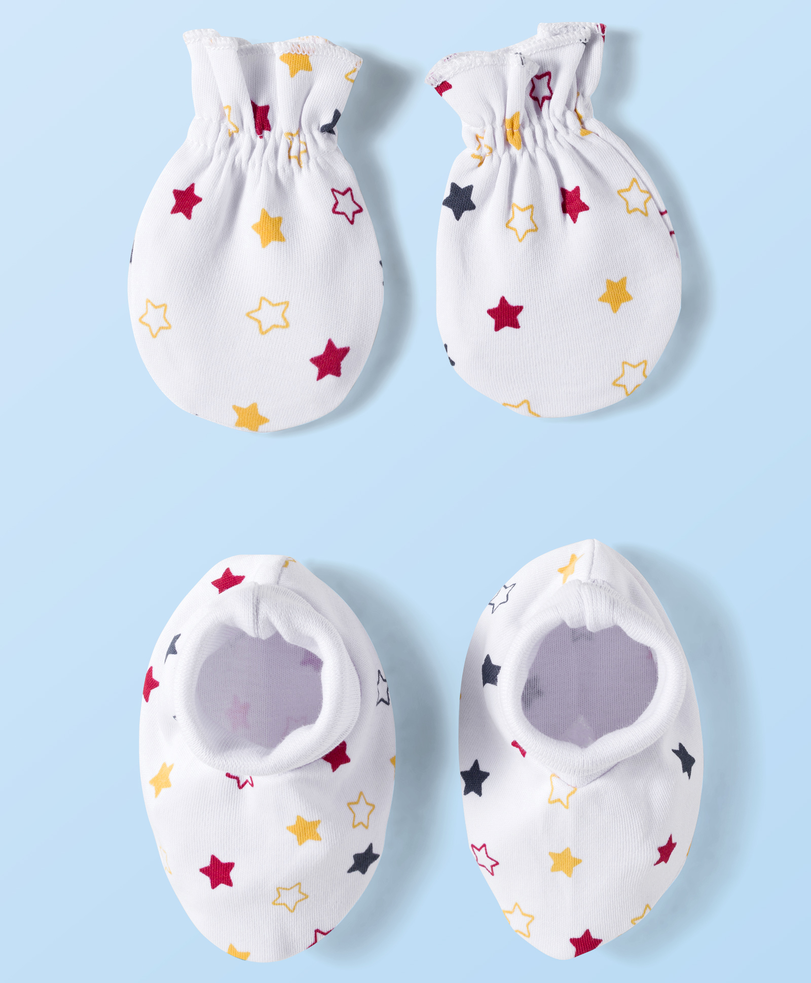 Babyhug 100% Cotton Interlock Knit Mittens & Booties Set With Star Print - White-picture-21