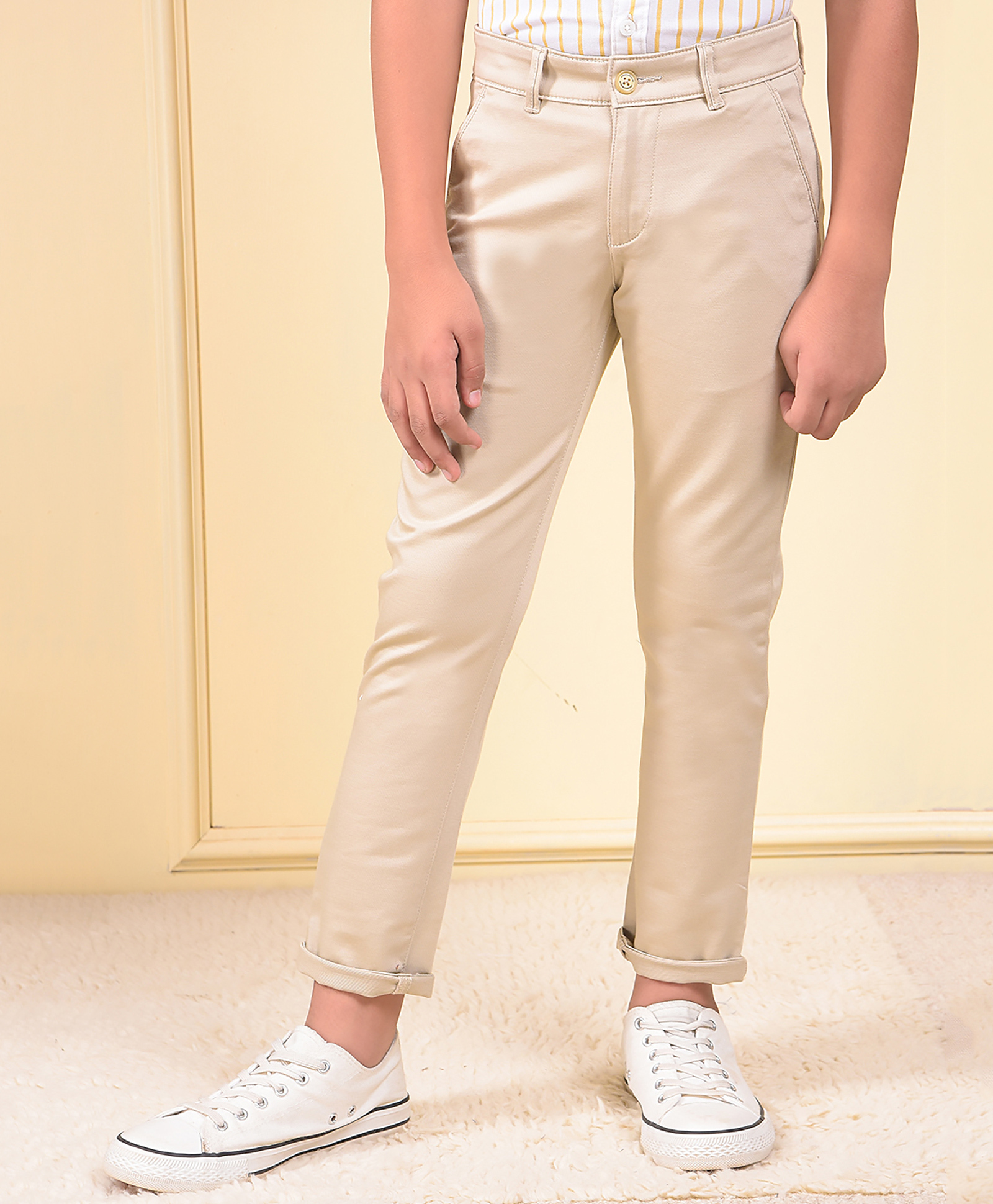 CRIMSOUNE CLUB Cotton Woven Solid Trousers - Beige-picture-24